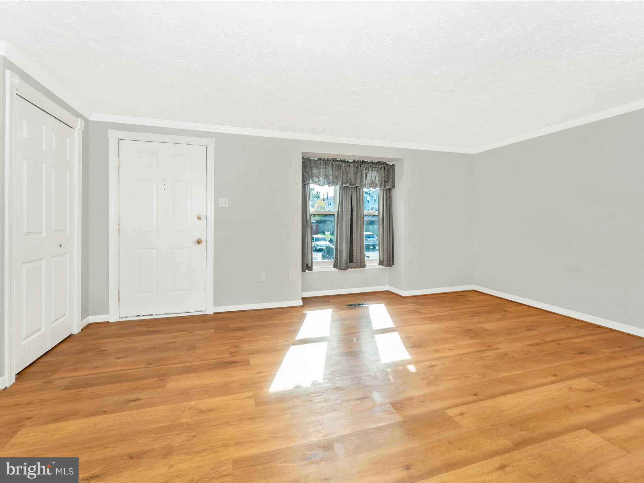 HILLCREST ORCHARDS - Residential