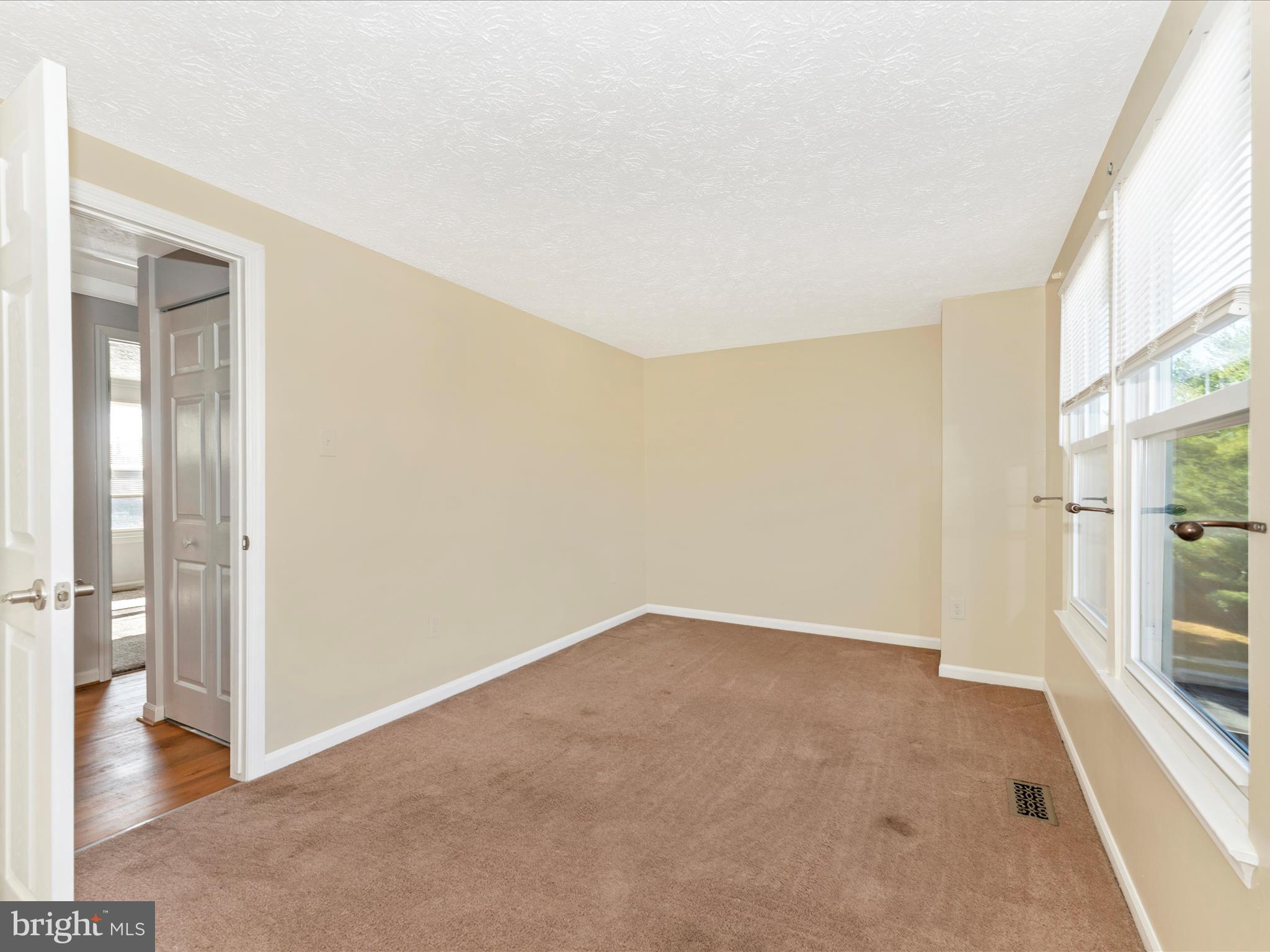 HILLCREST ORCHARDS - Residential