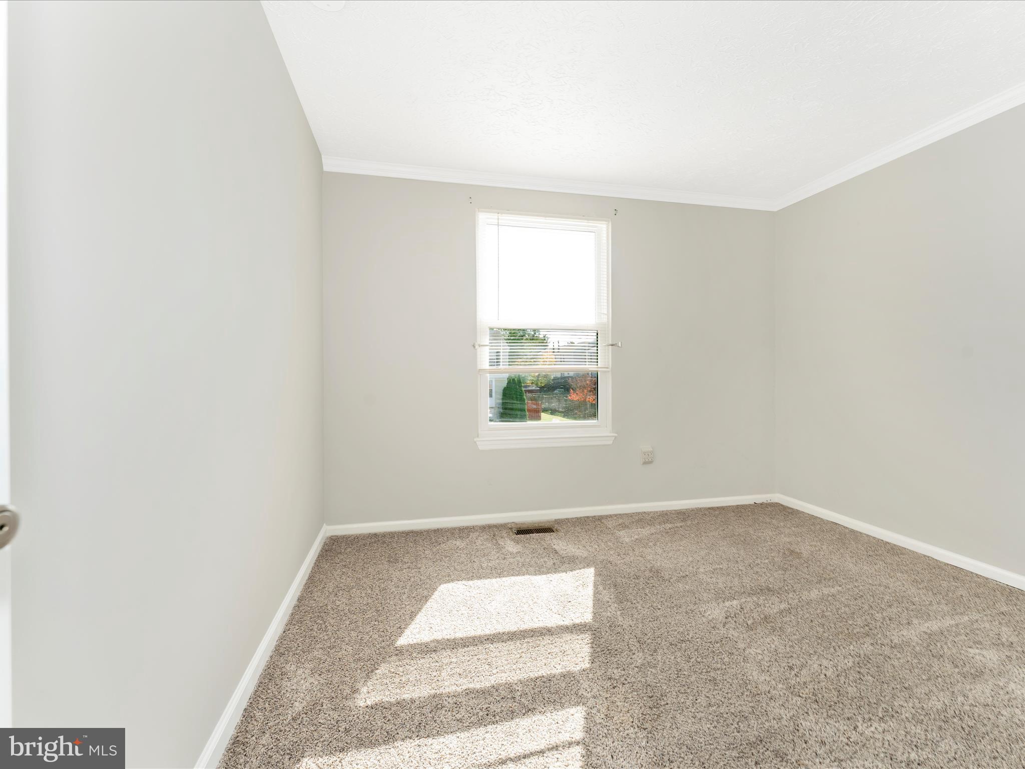 HILLCREST ORCHARDS - Residential