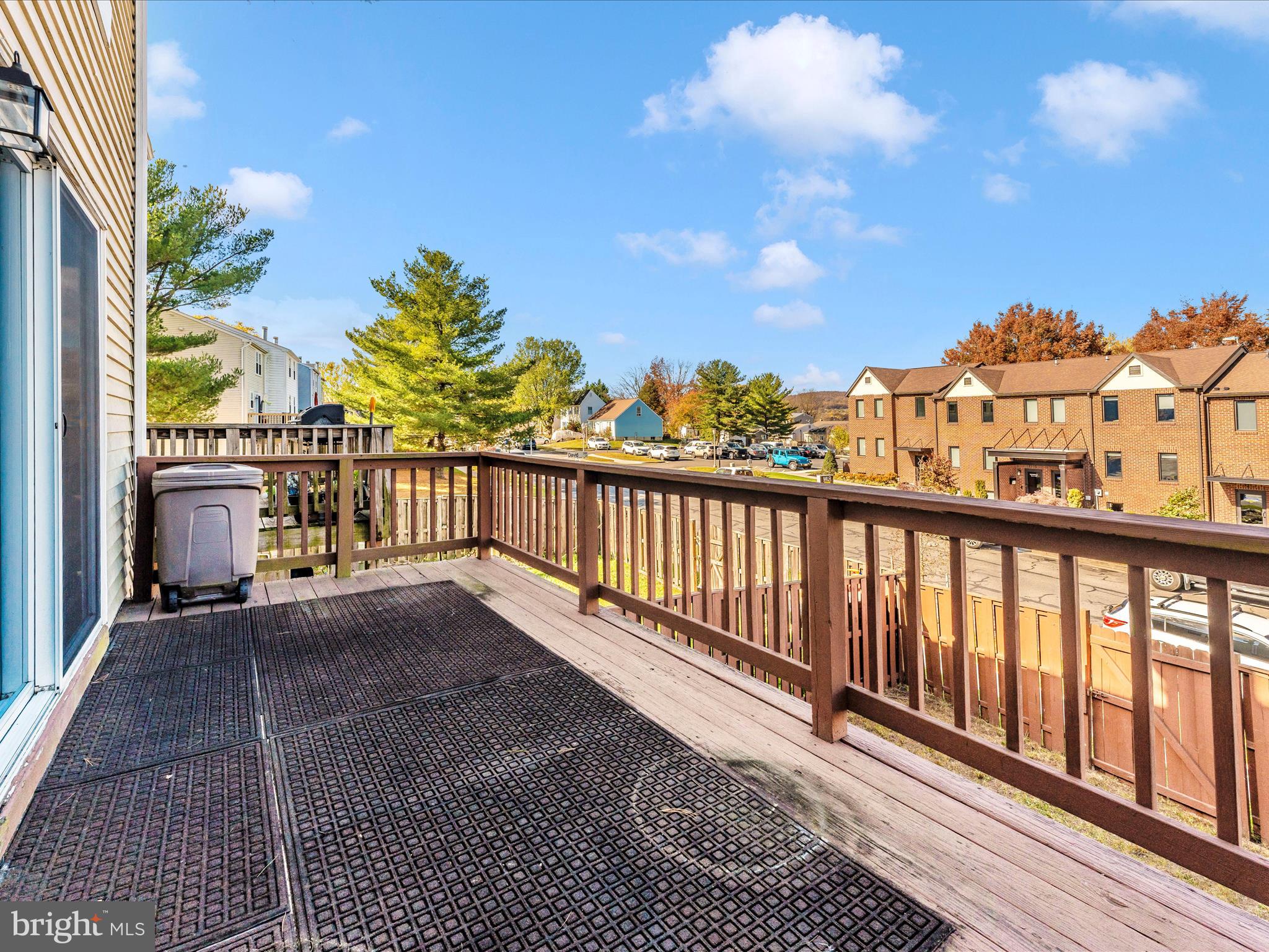 HILLCREST ORCHARDS - Residential