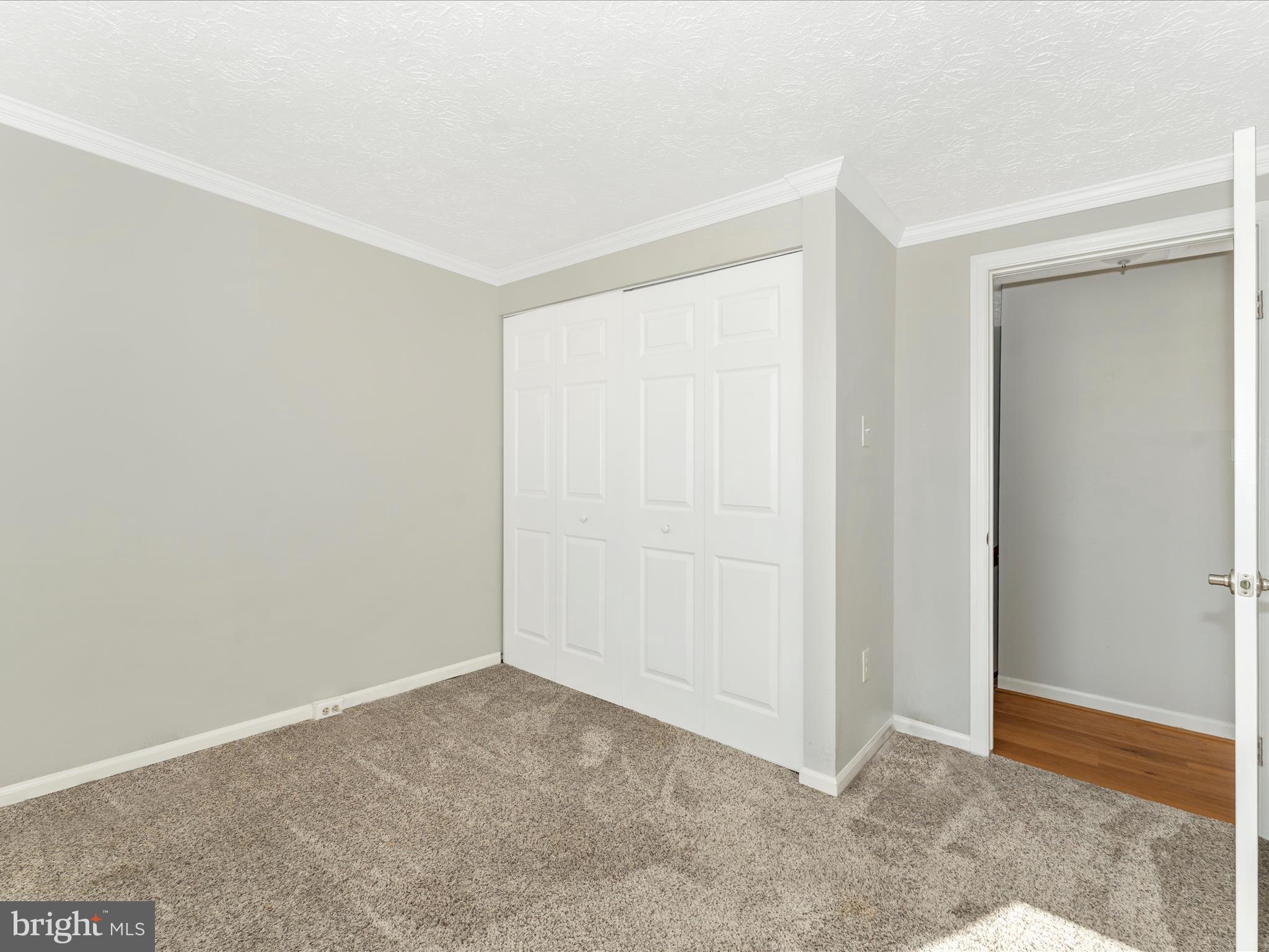 HILLCREST ORCHARDS - Residential