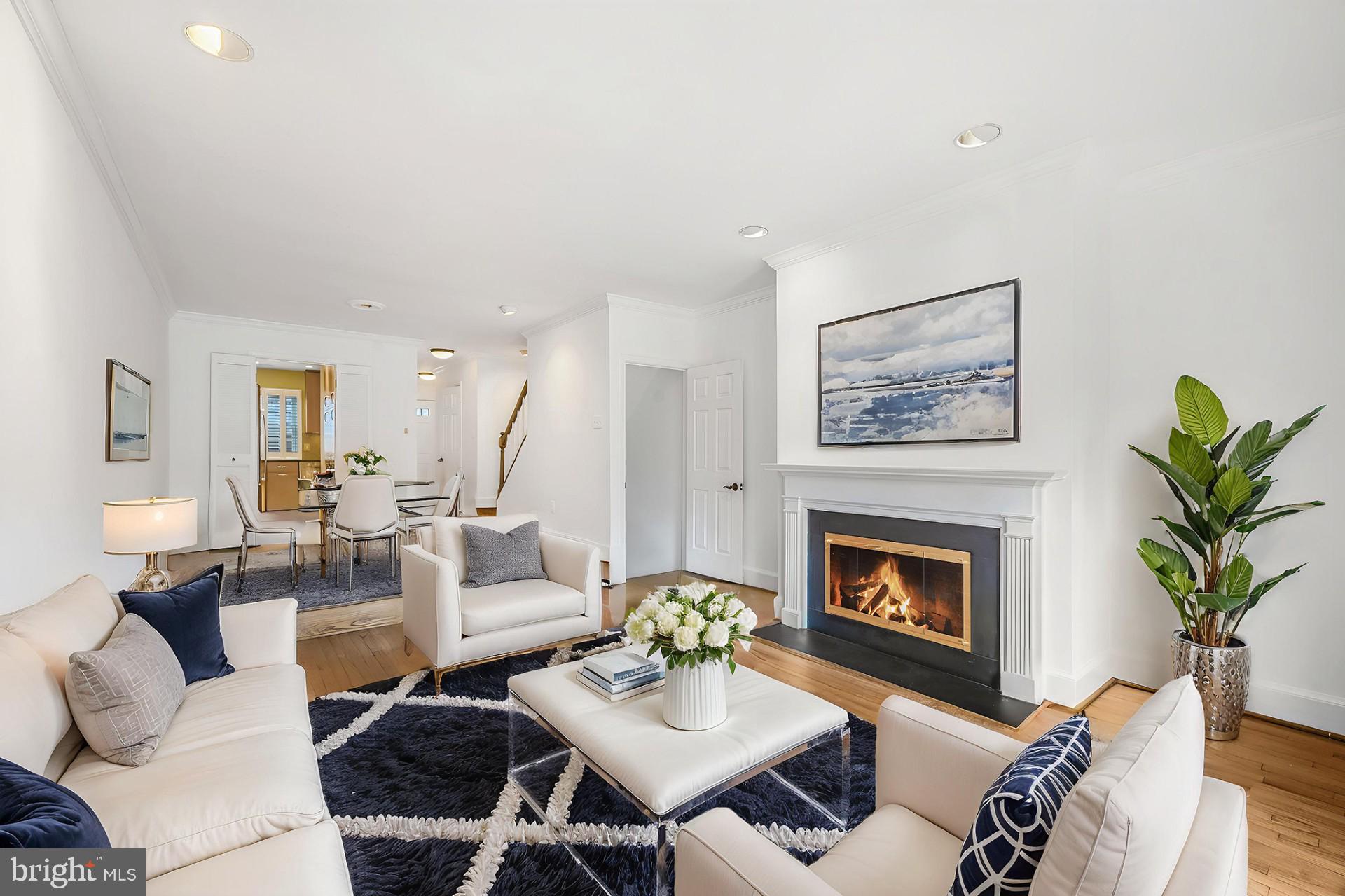 CHEVY CHASE - Residential