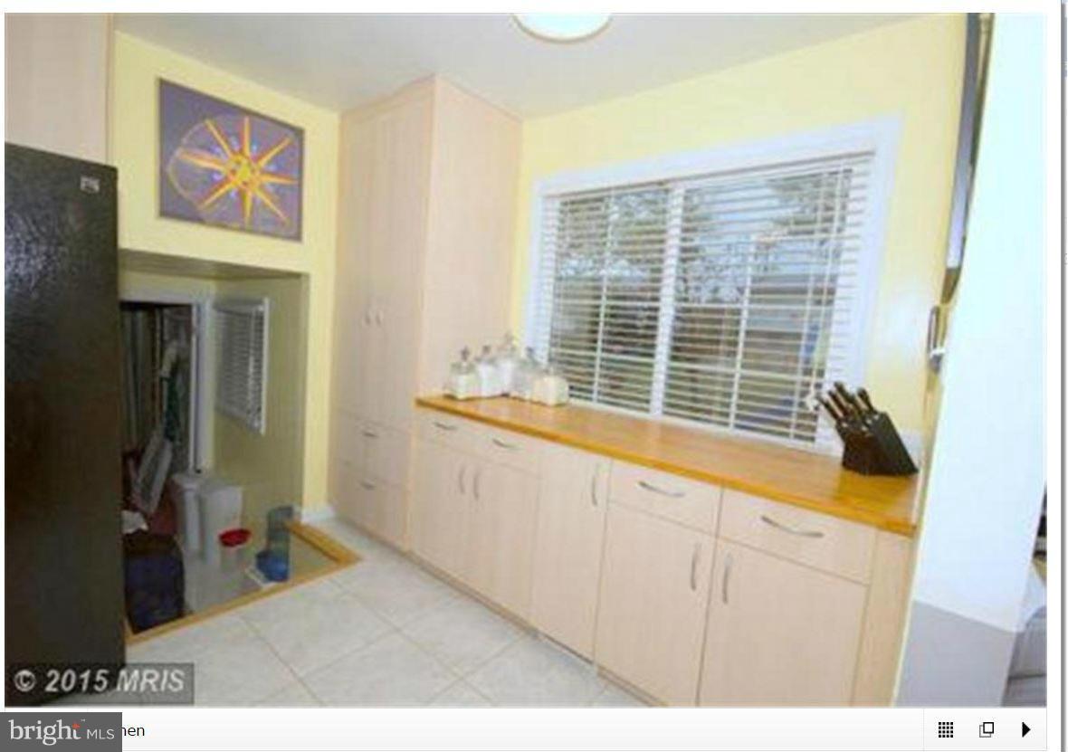 ROBIN HOOD PLAINS - Residential Lease