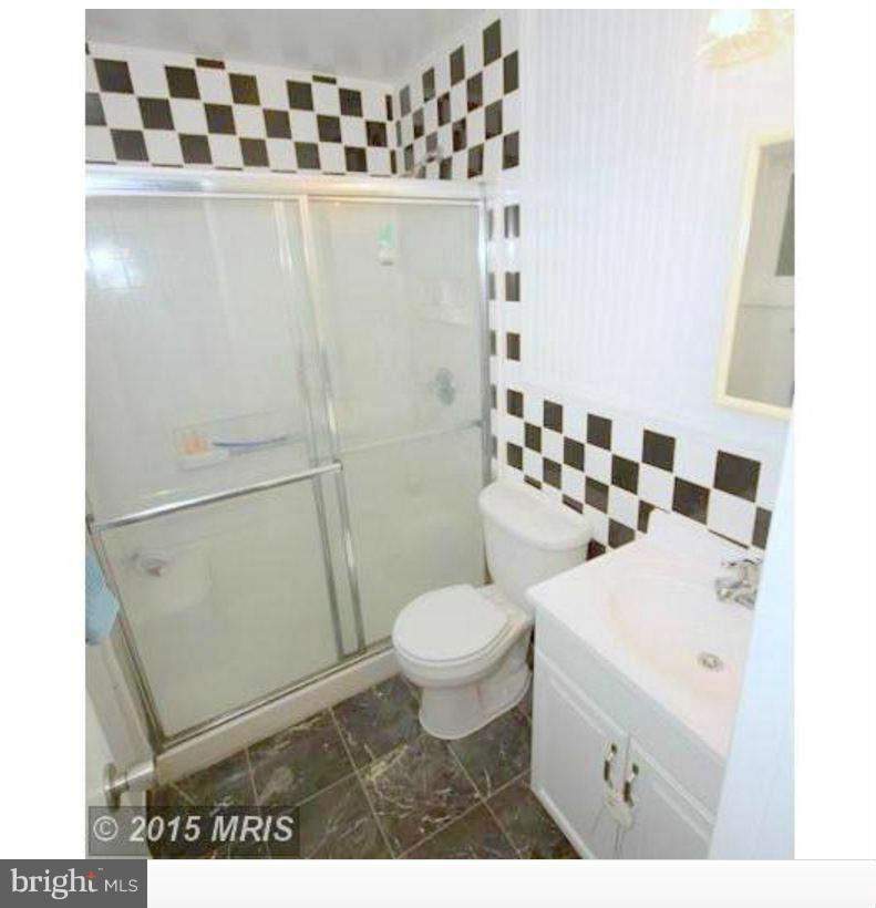 ROBIN HOOD PLAINS - Residential Lease