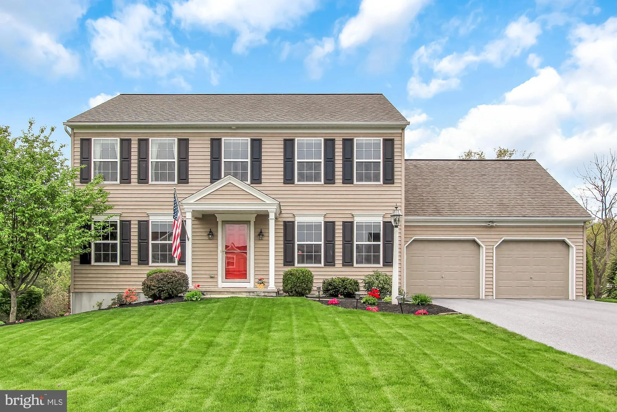 173 Village Glen Drive, Harrisburg, PA 17112