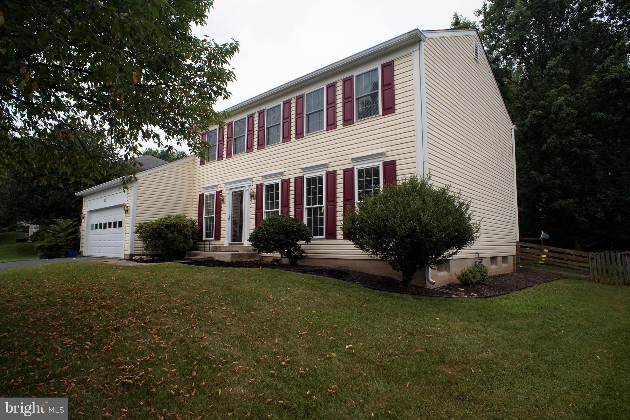 MILL CREEK TOWNE - Residential Lease