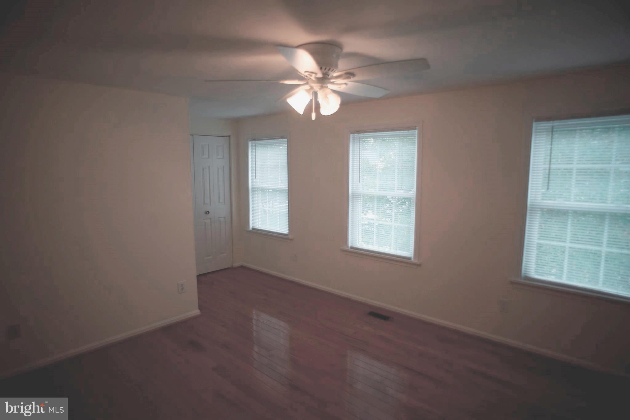 MILL CREEK TOWNE - Residential Lease