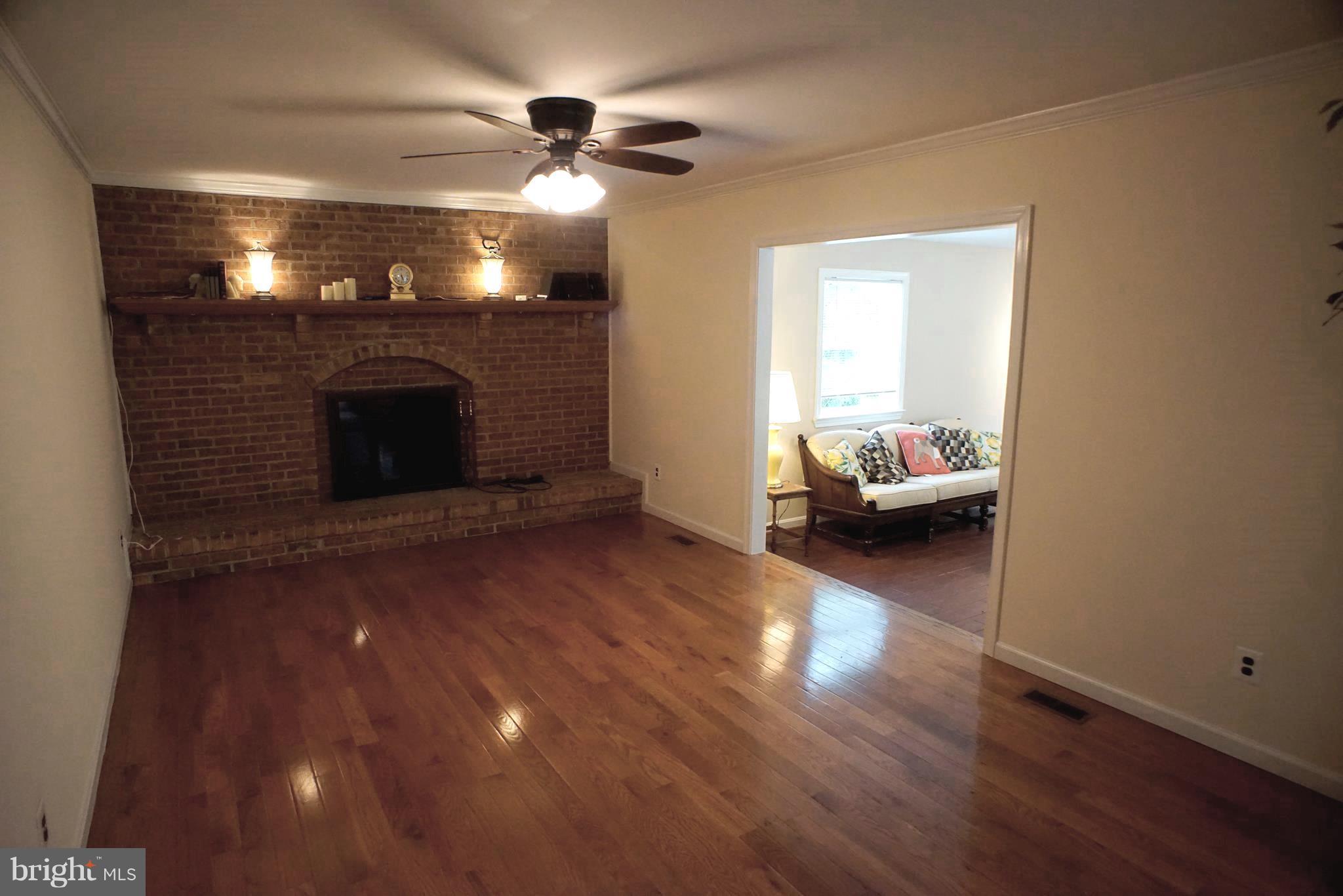 MILL CREEK TOWNE - Residential Lease