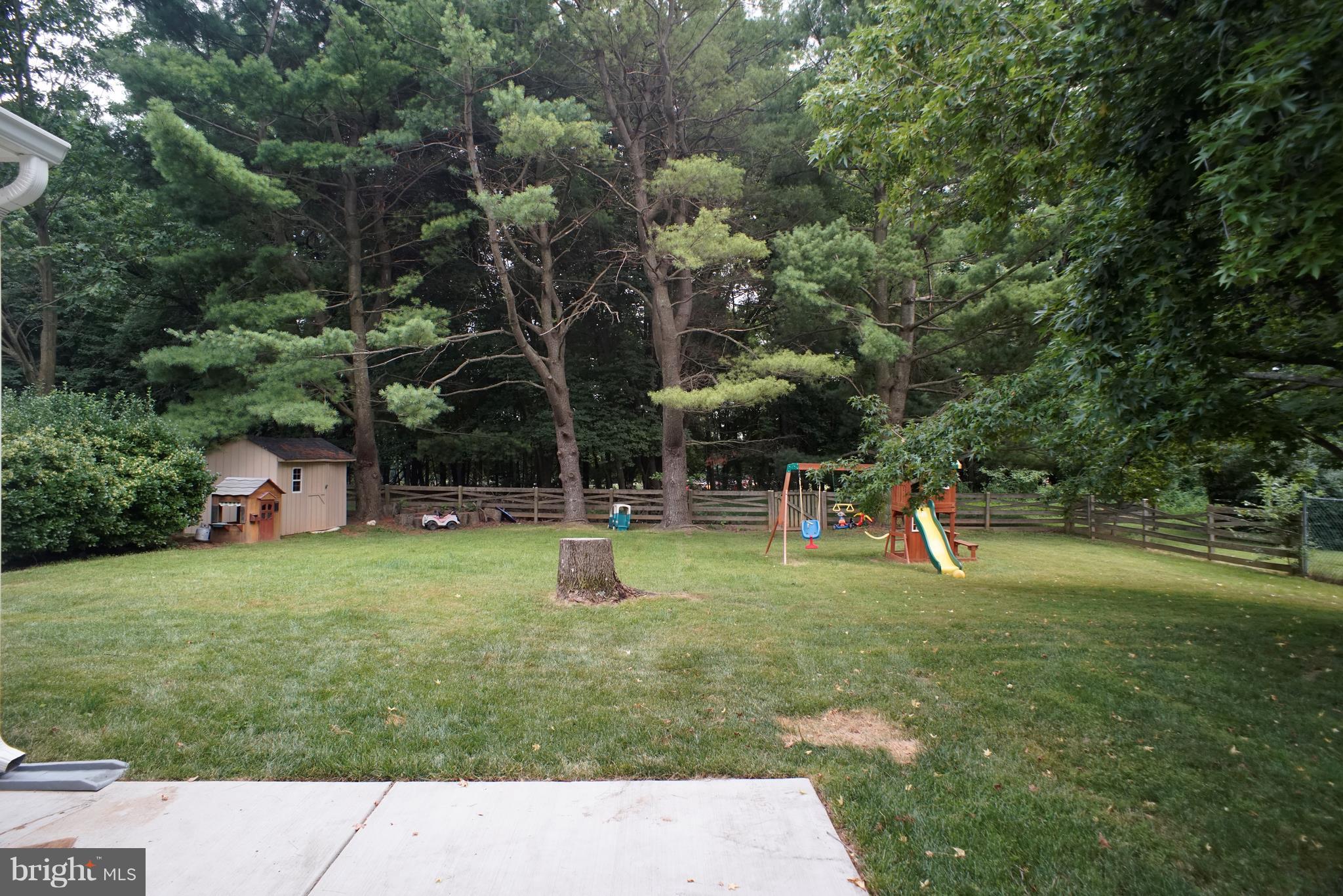 MILL CREEK TOWNE - Residential Lease