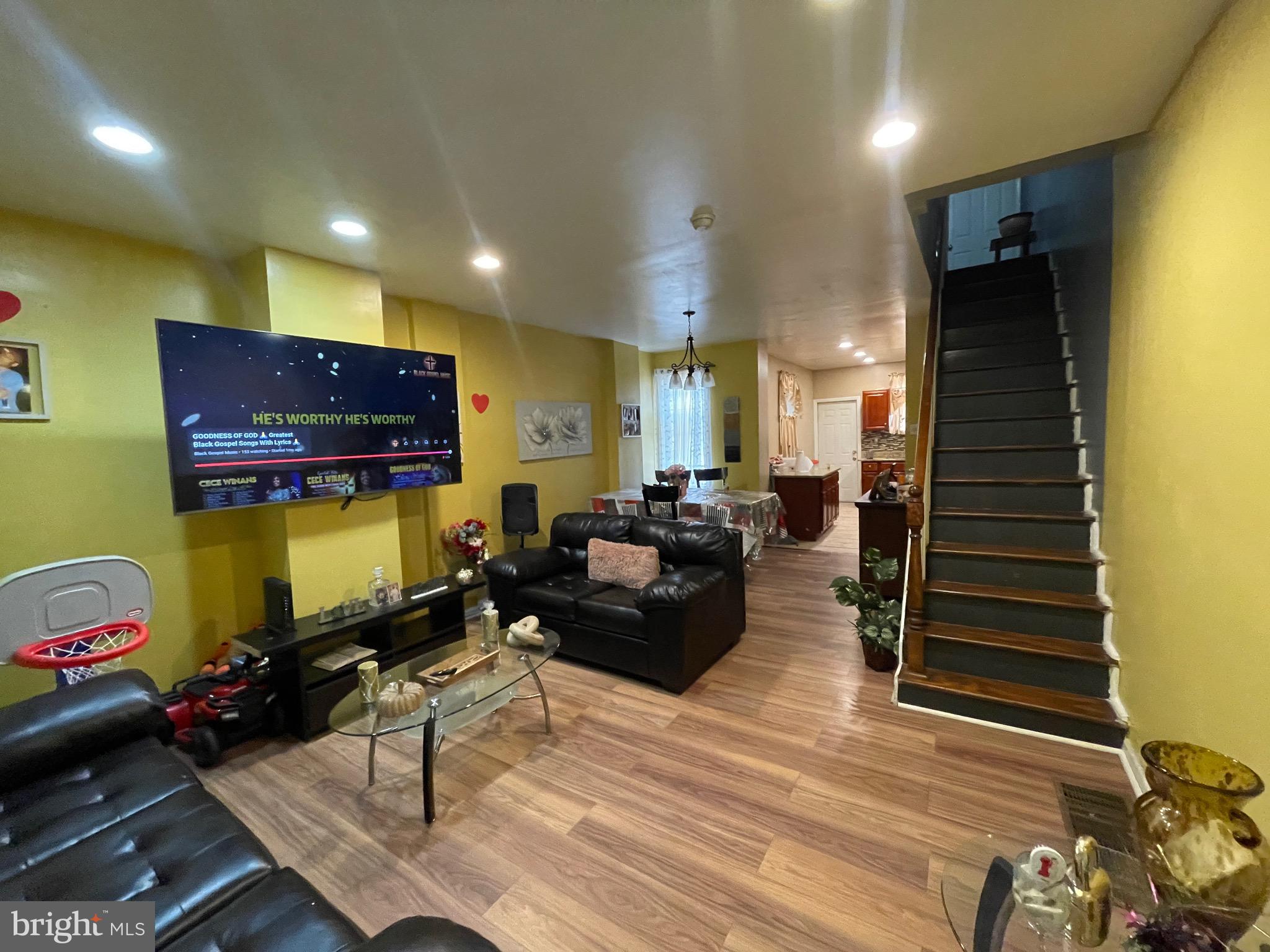 HUNTING PARK - Residential