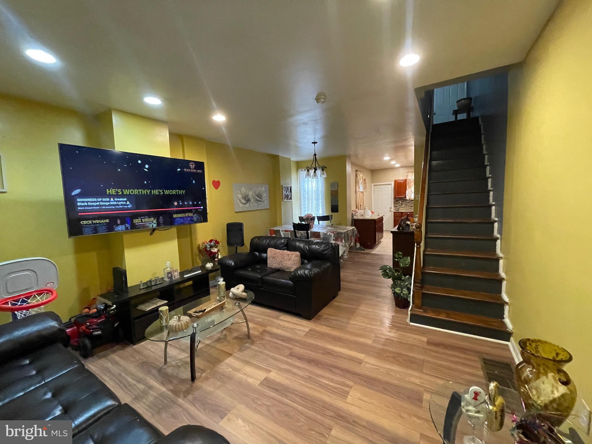 HUNTING PARK - Residential