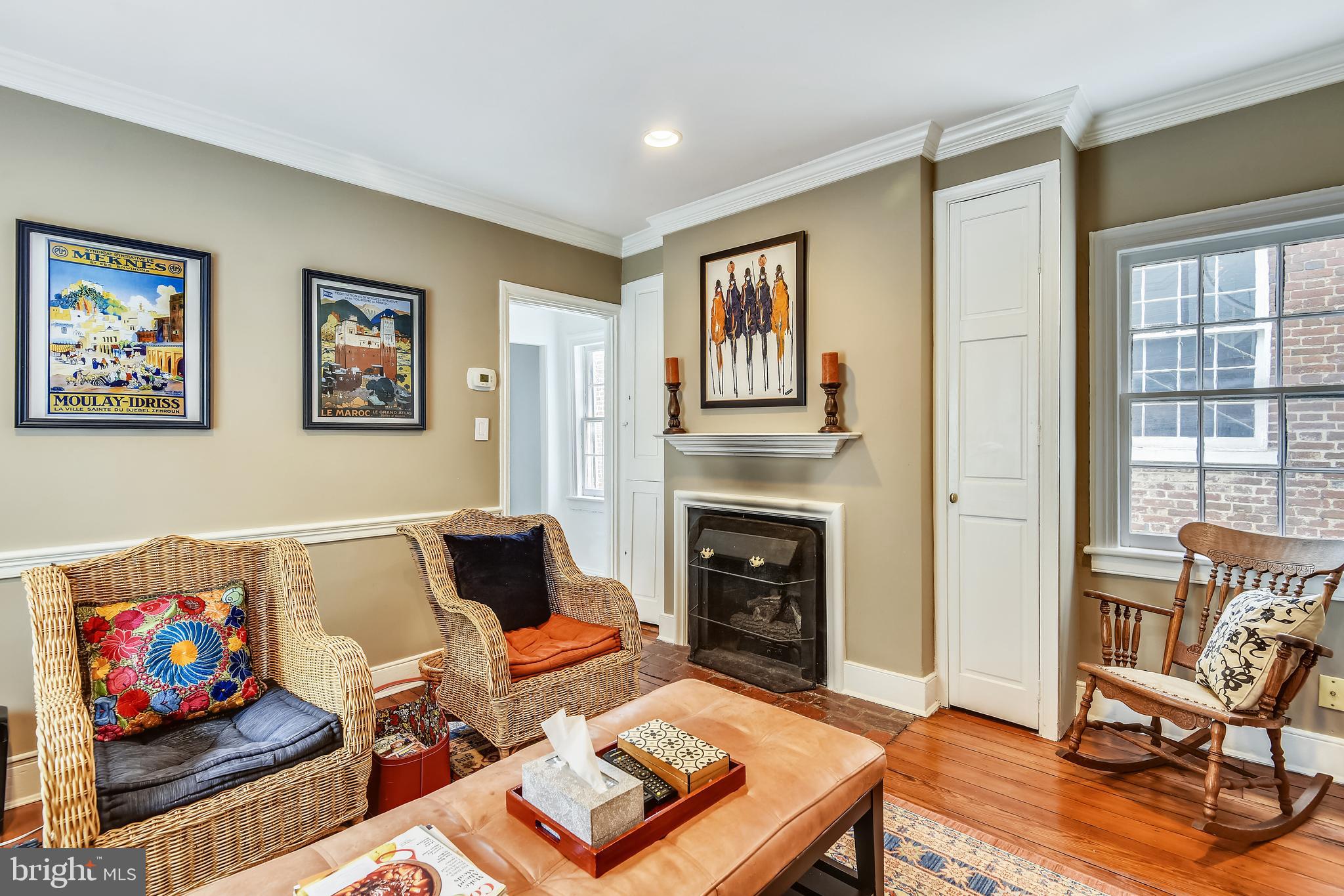 OLD TOWN ALEXANDRIA - Residential