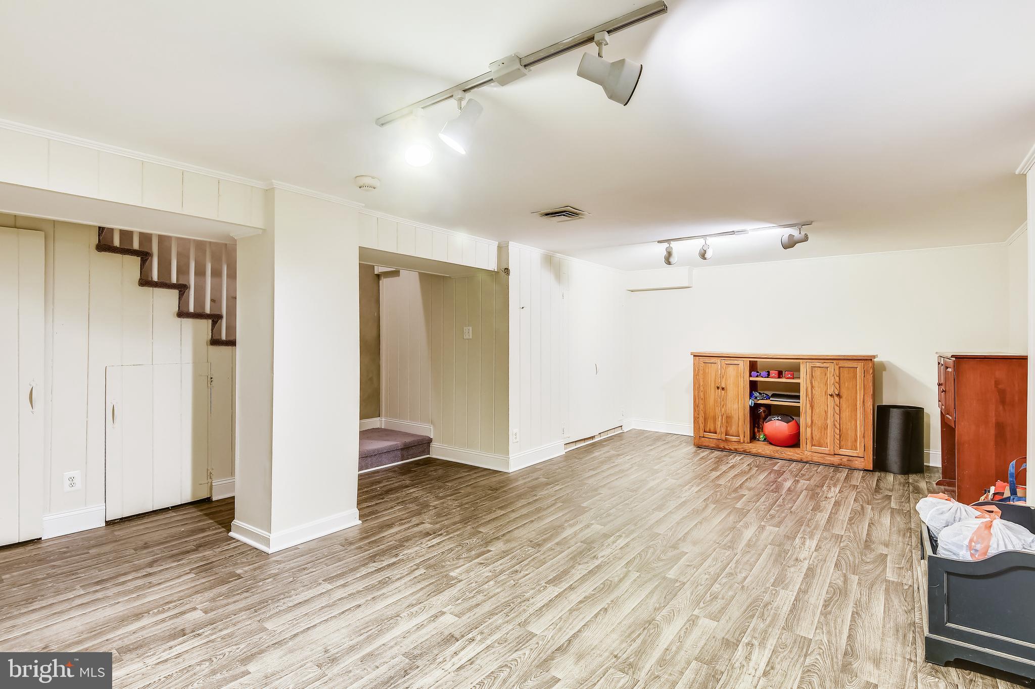 OLD TOWN ALEXANDRIA - Residential