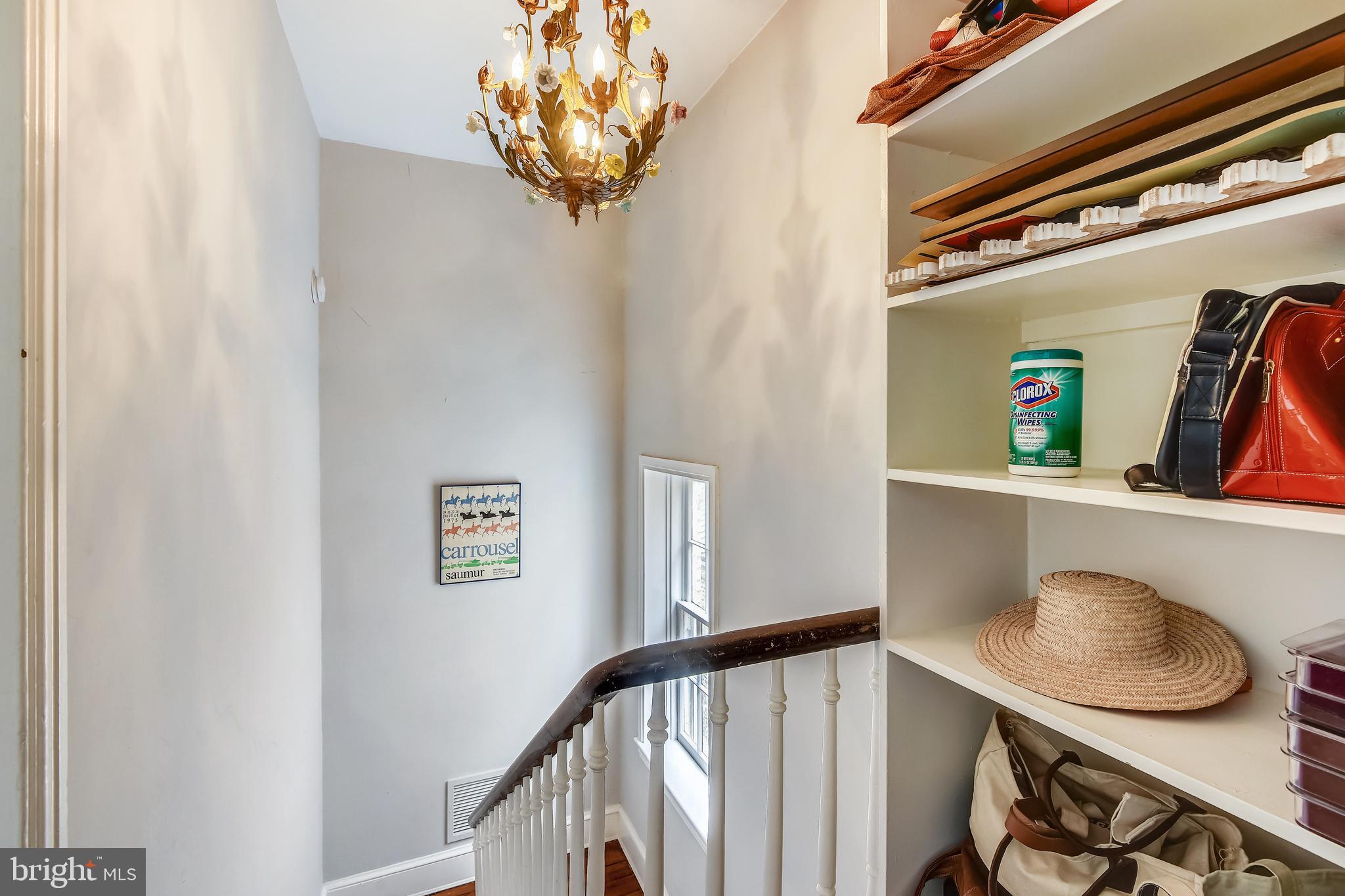 OLD TOWN ALEXANDRIA - Residential