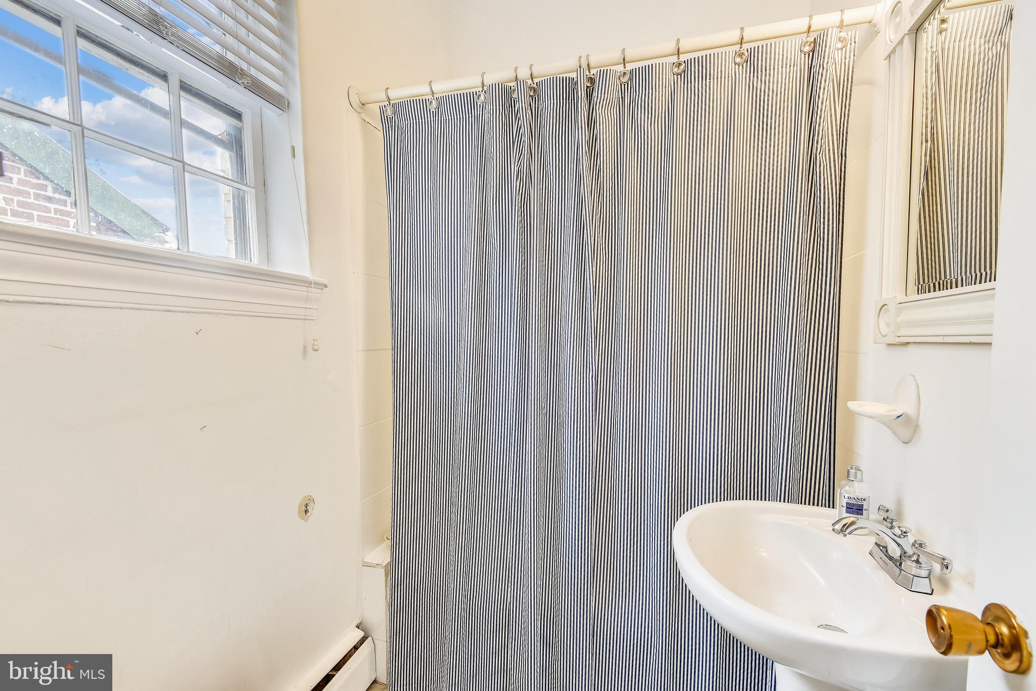 OLD TOWN ALEXANDRIA - Residential