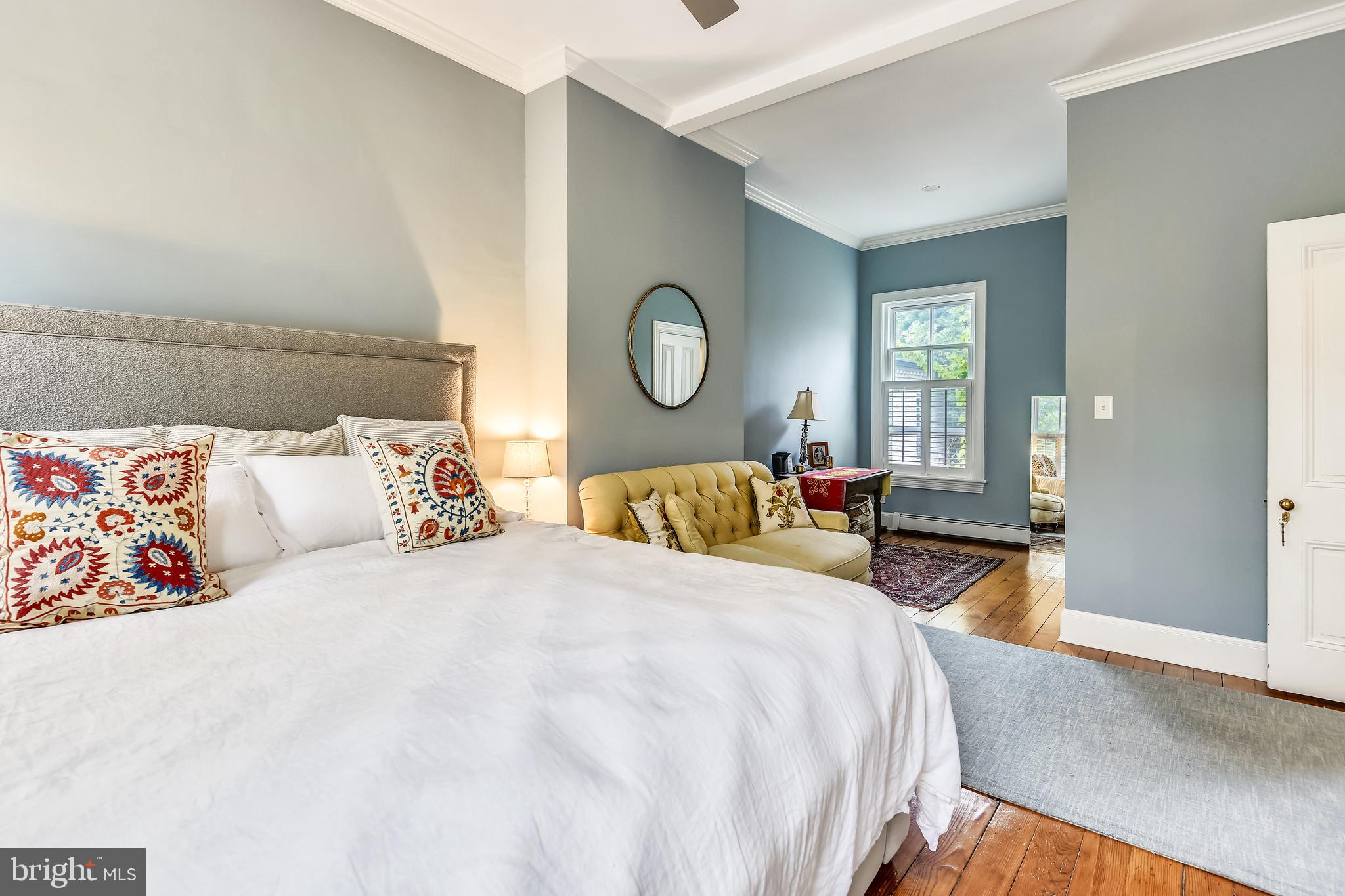 OLD TOWN ALEXANDRIA - Residential