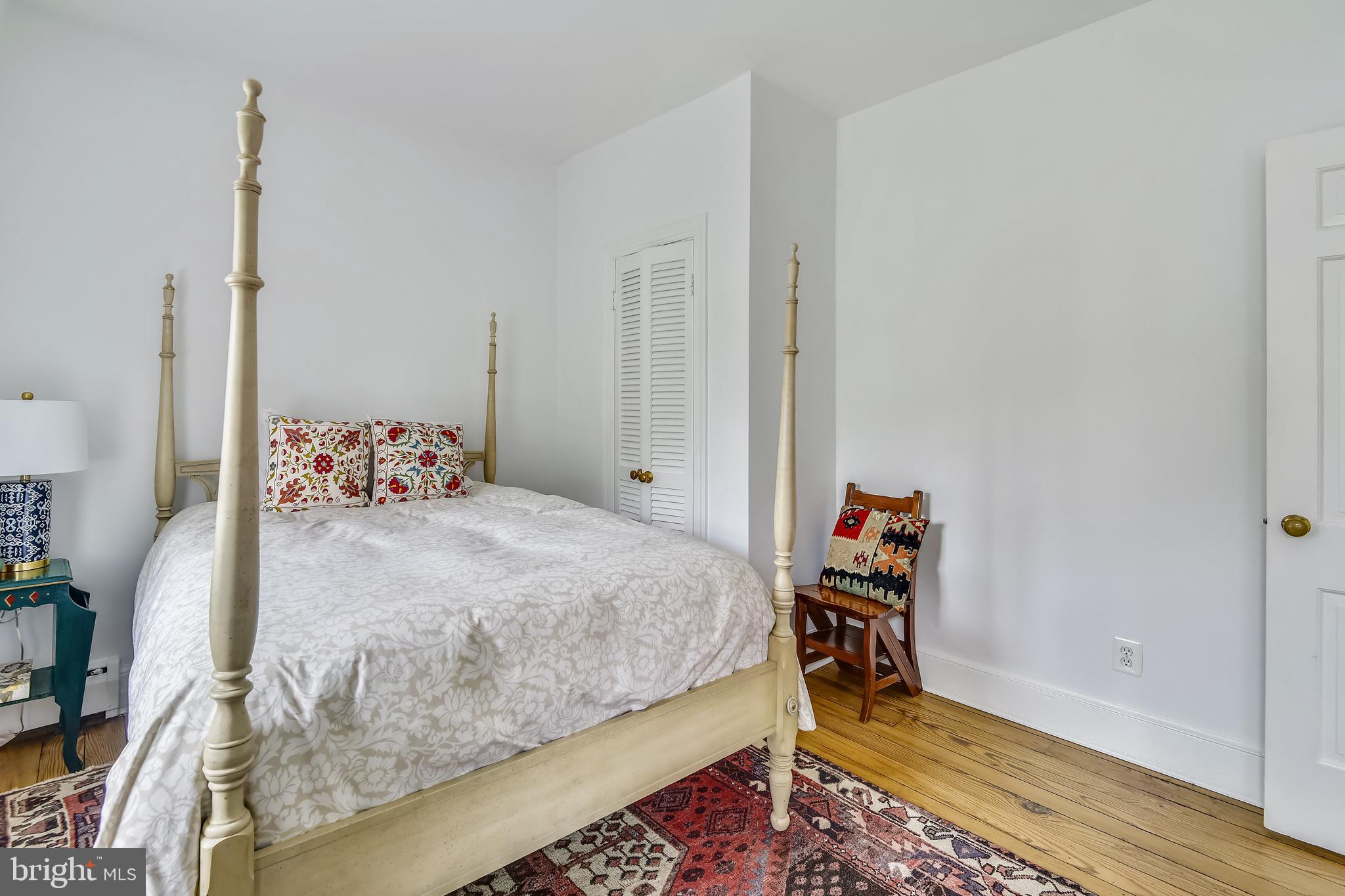 OLD TOWN ALEXANDRIA - Residential