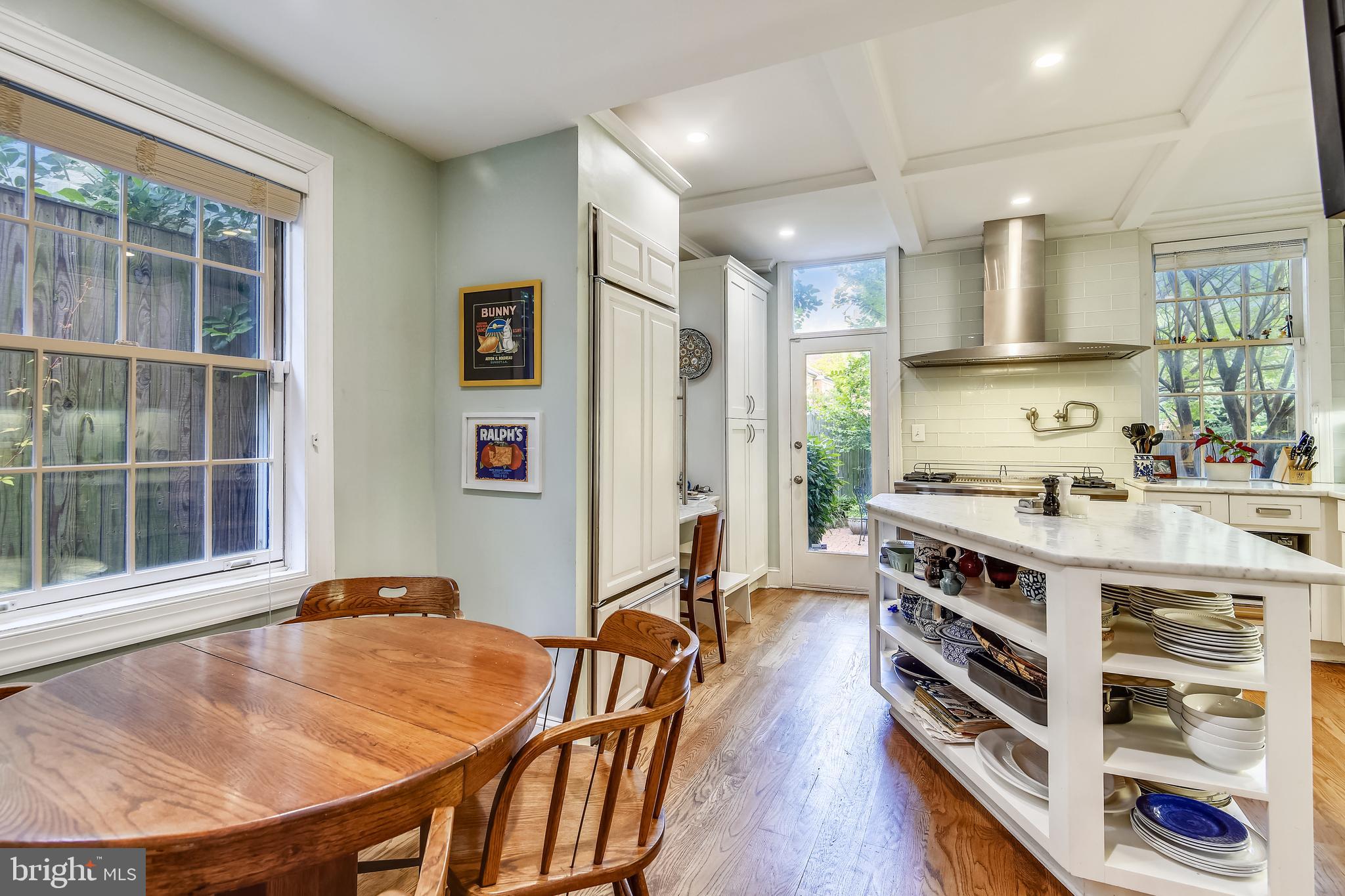 OLD TOWN ALEXANDRIA - Residential