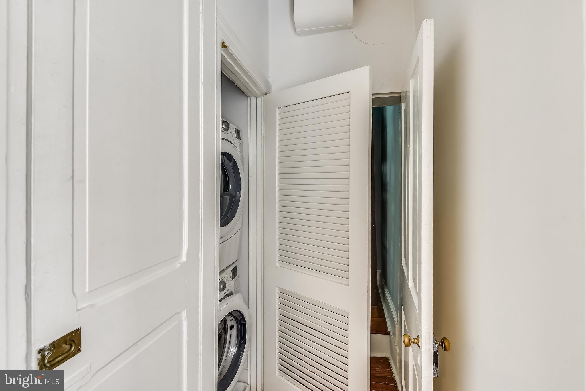 OLD TOWN ALEXANDRIA - Residential