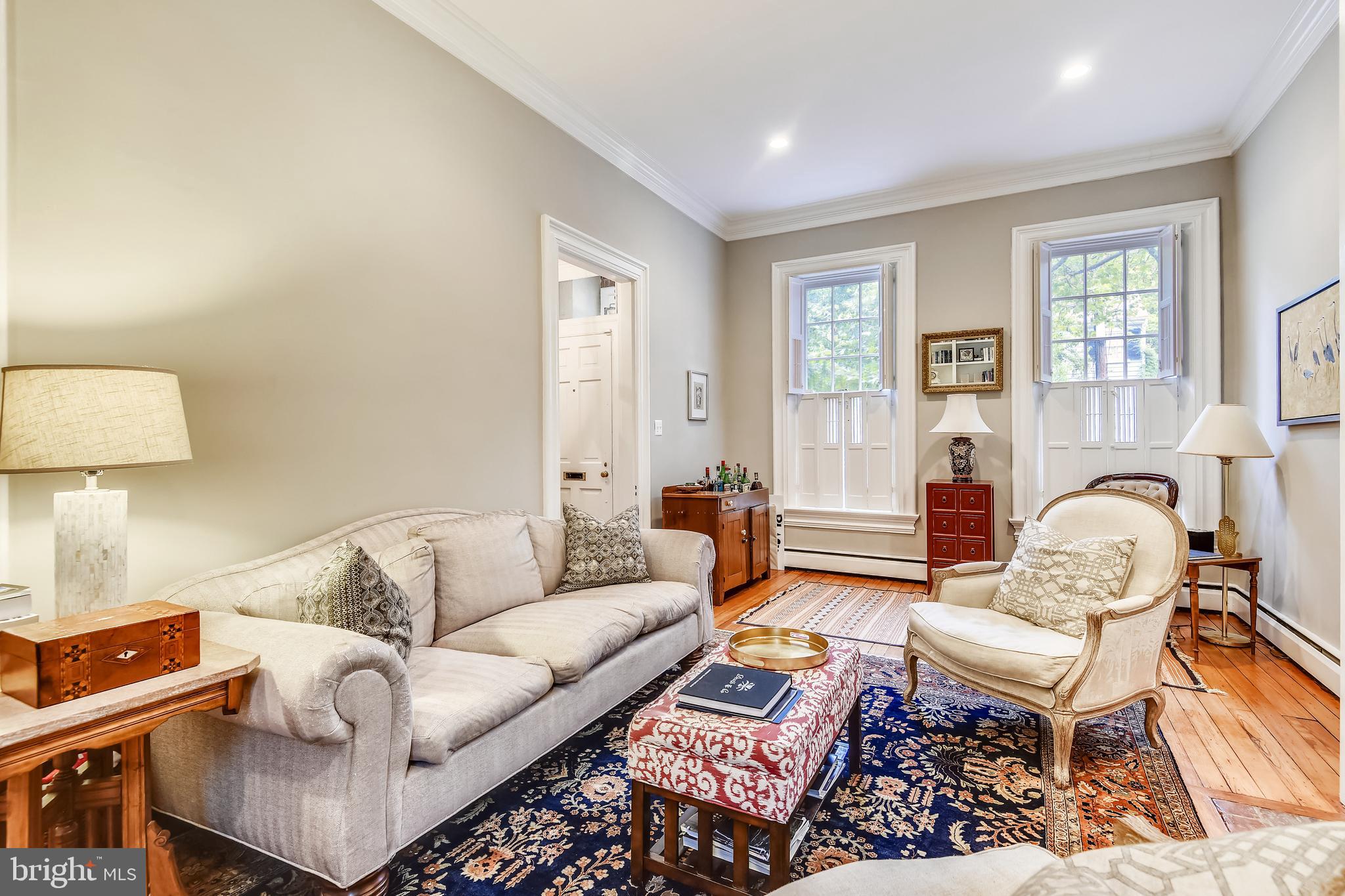 OLD TOWN ALEXANDRIA - Residential