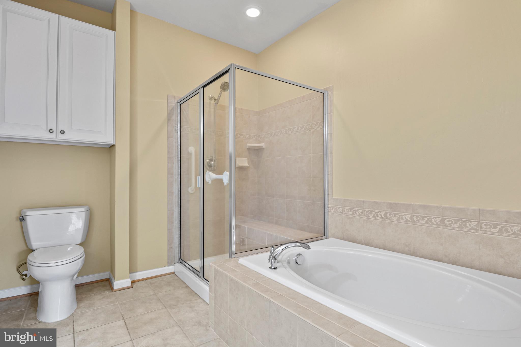 SUFFIELD MEADOWS - Residential