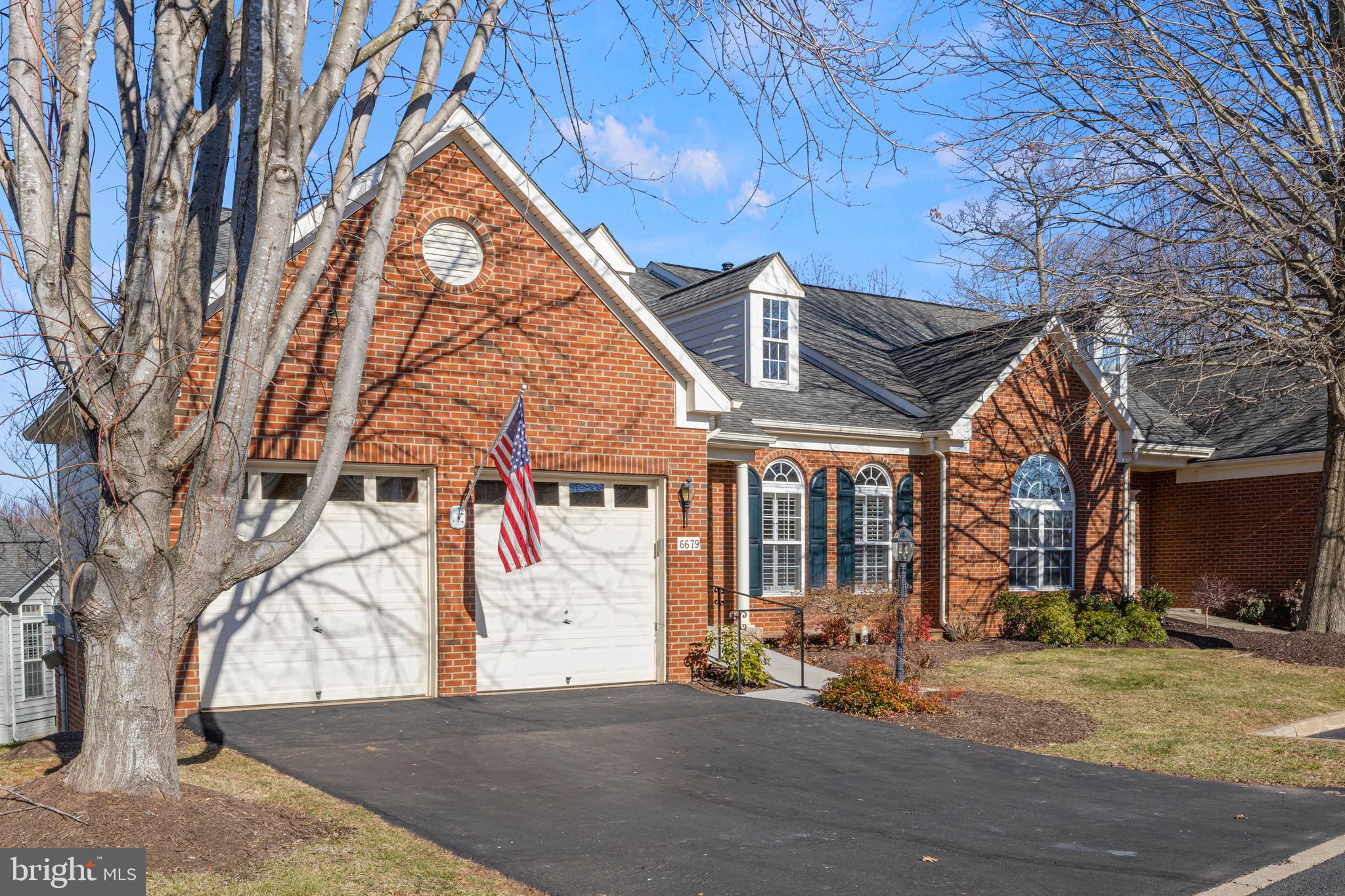 SUFFIELD MEADOWS - Residential