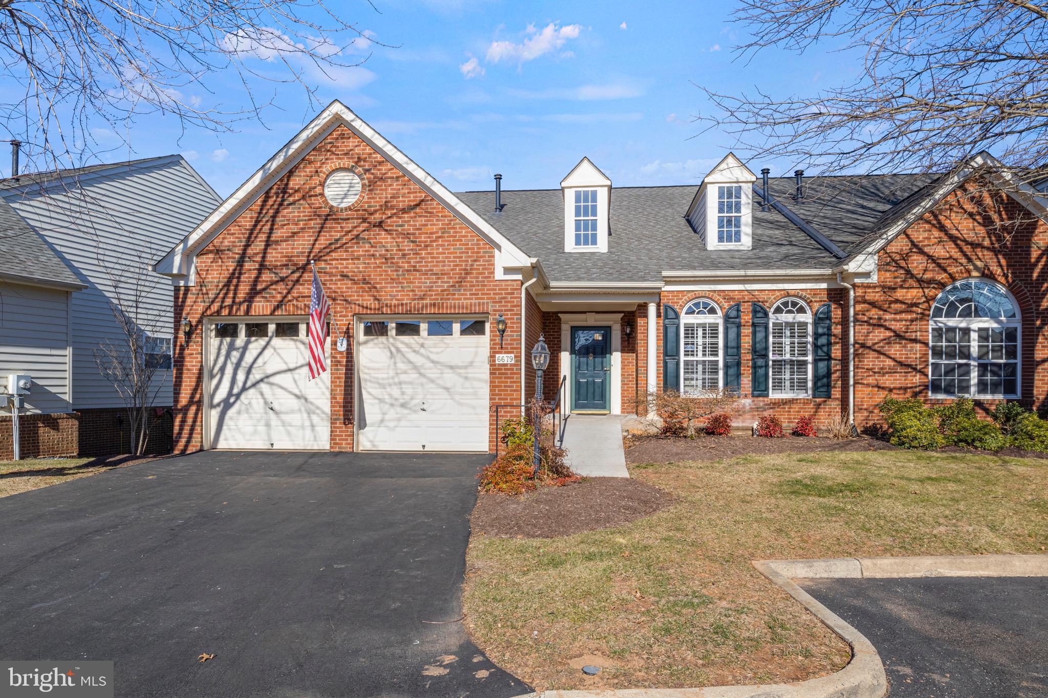 SUFFIELD MEADOWS - Residential