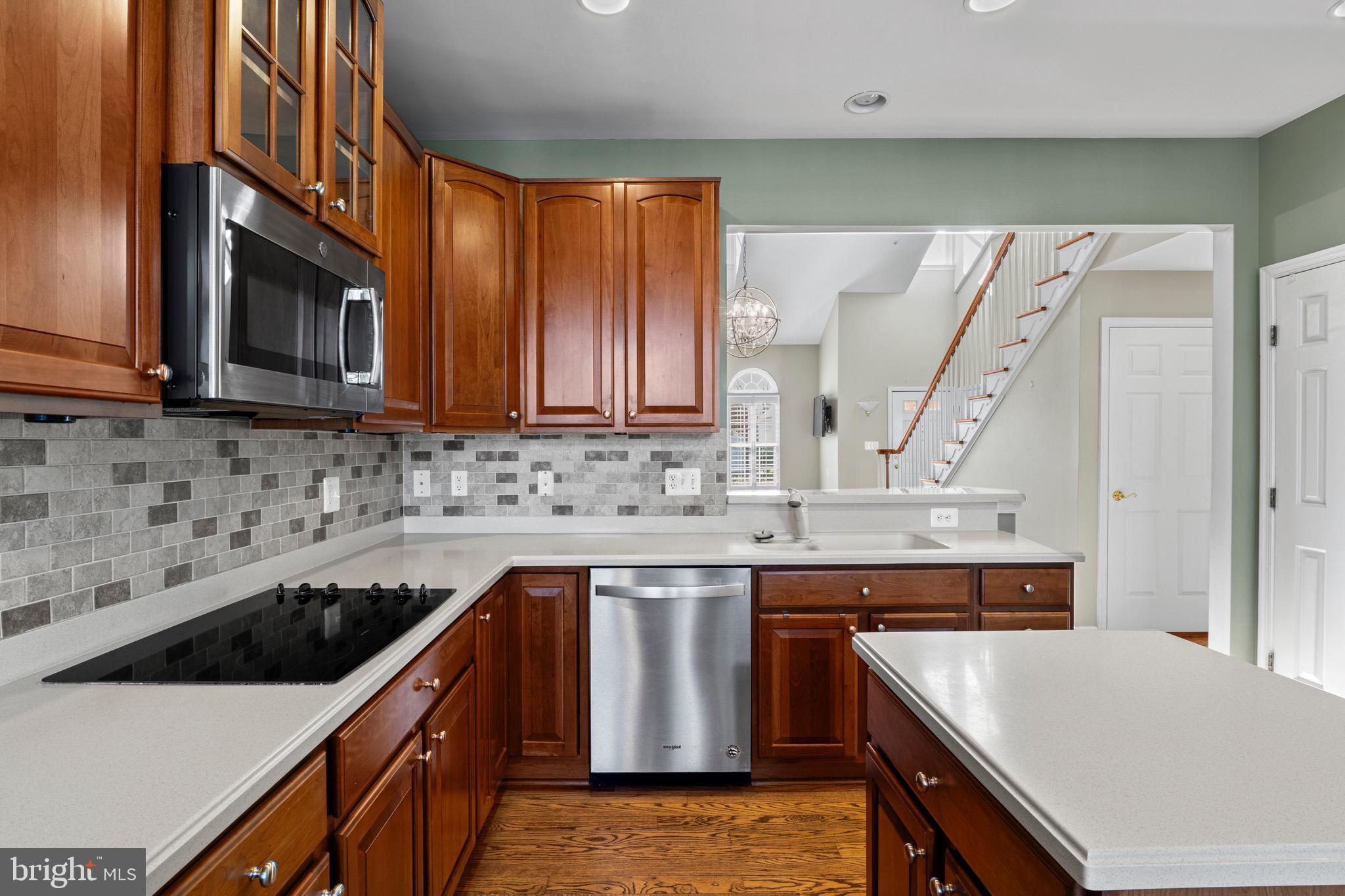 SUFFIELD MEADOWS - Residential