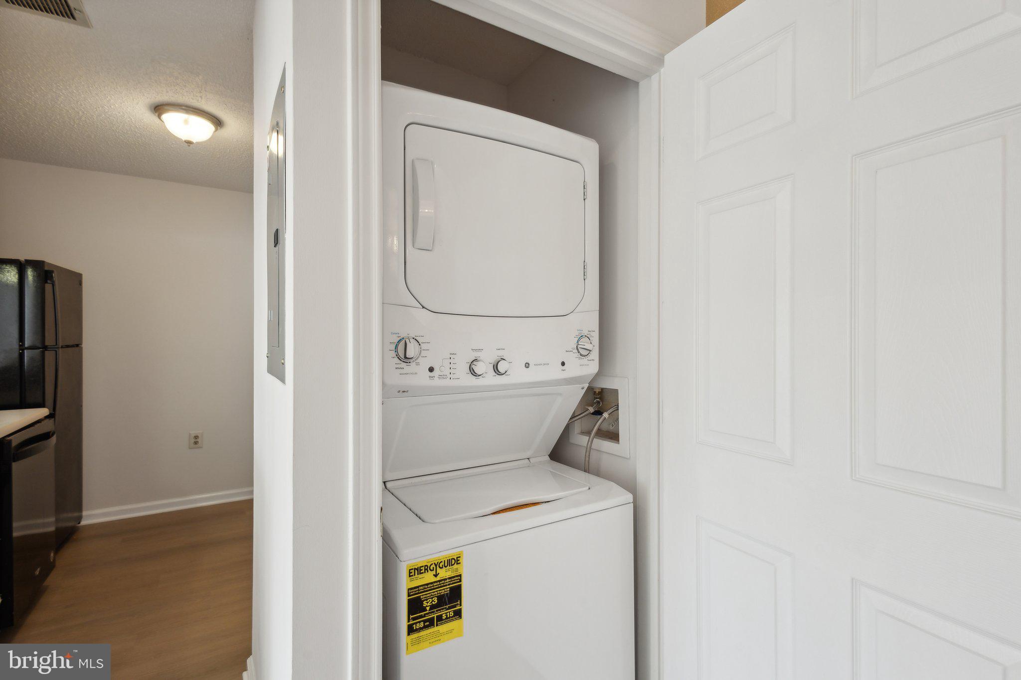 ASHBURN FARM - Residential