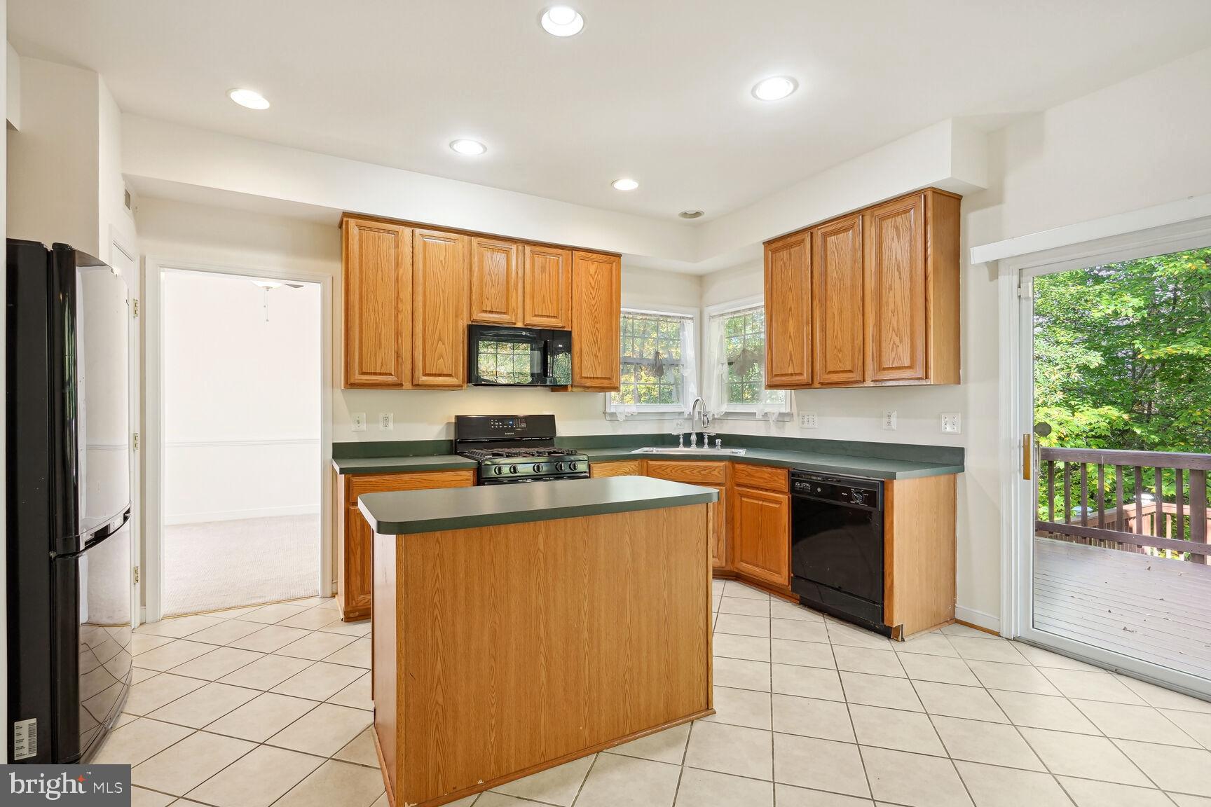 DALE CITY - Residential