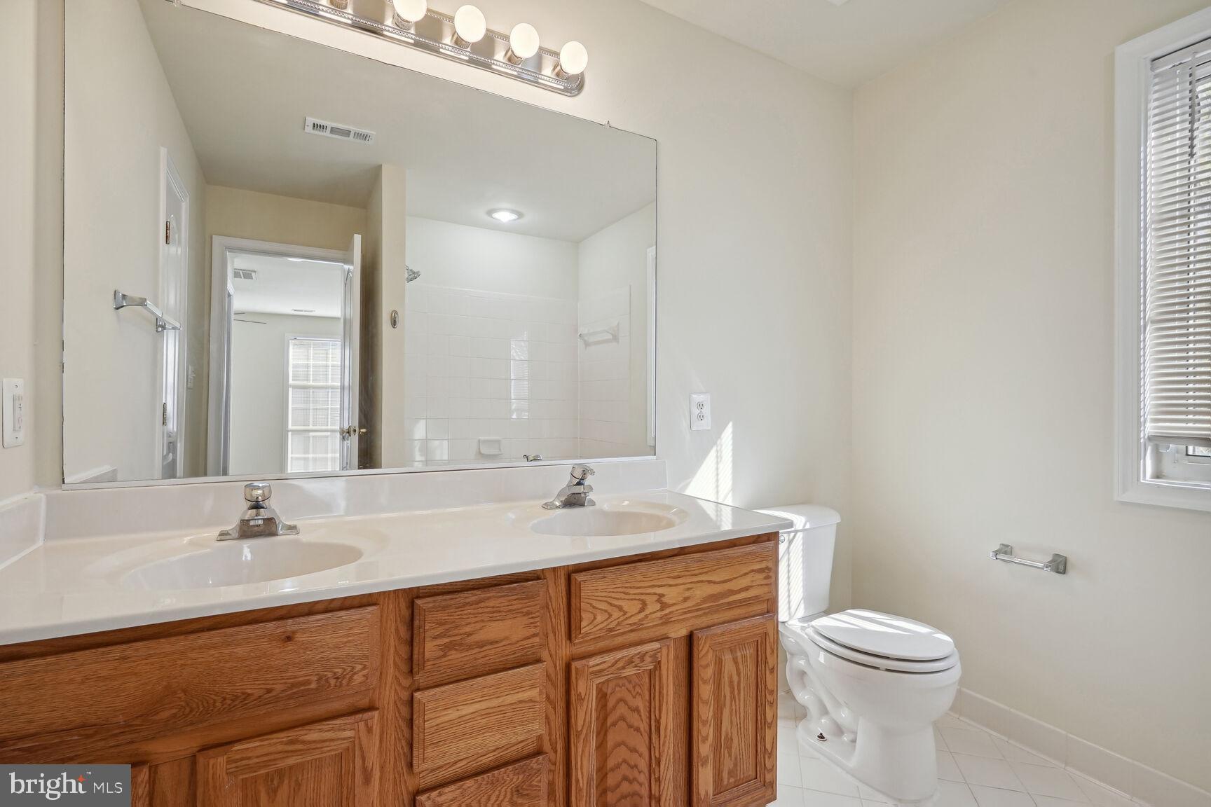 DALE CITY - Residential