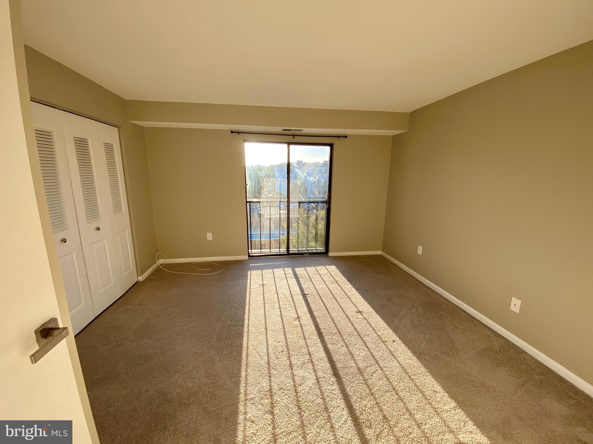 RIVA COMMONS - Residential Lease