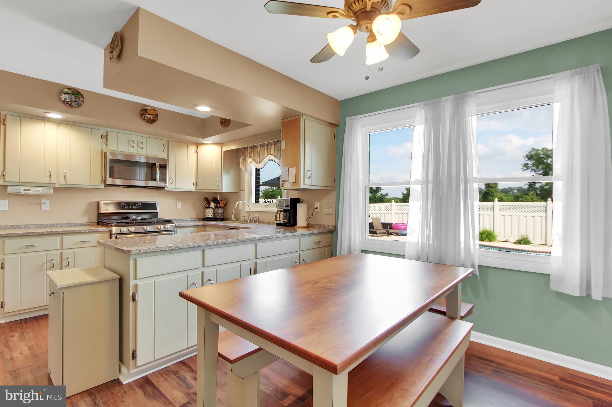 PENN OAKS - Residential