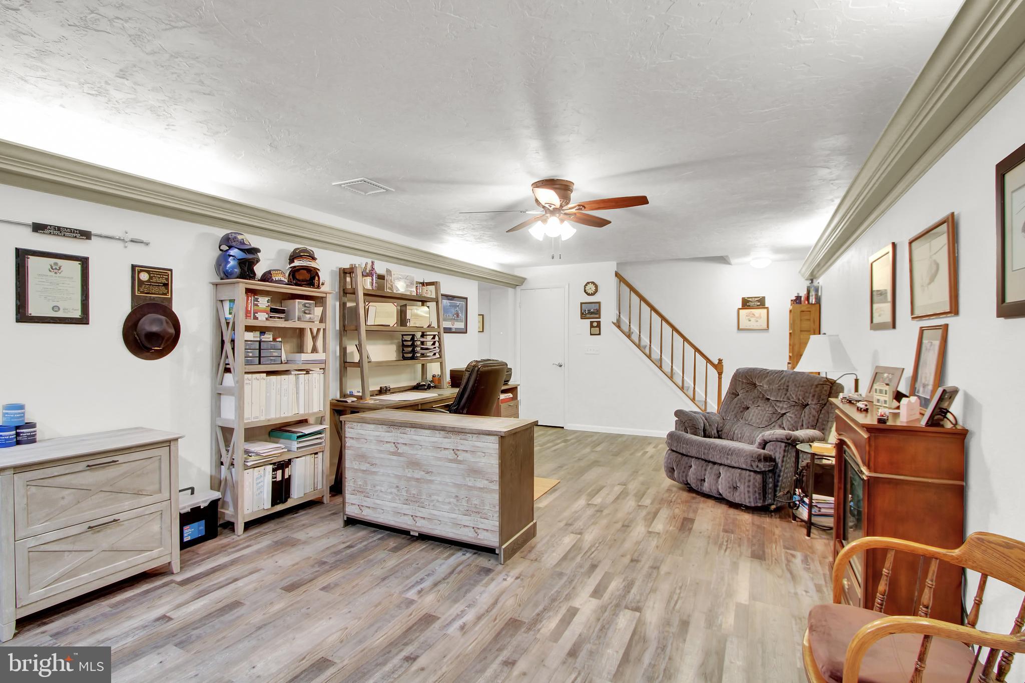 PENN OAKS - Residential