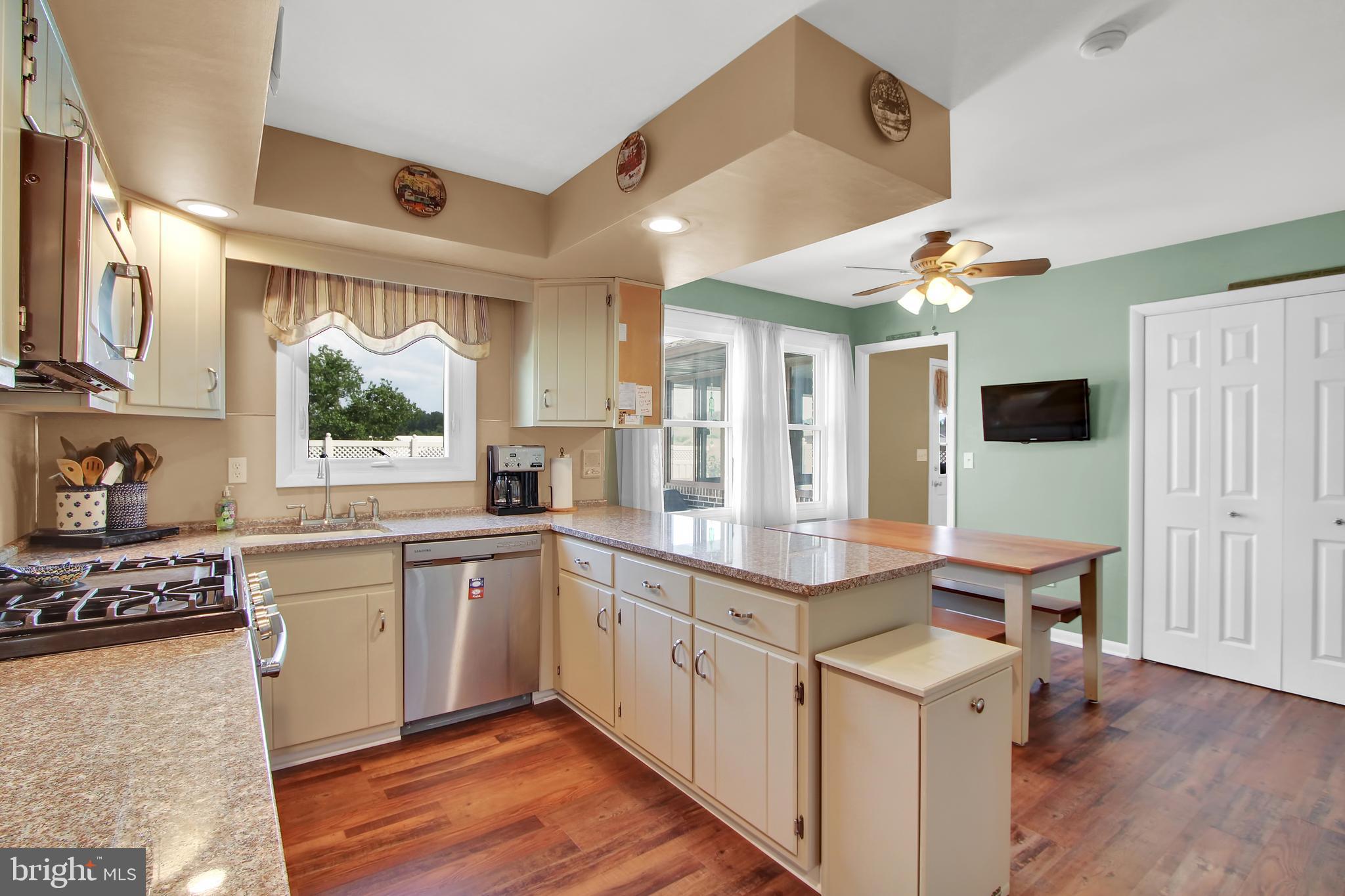 PENN OAKS - Residential