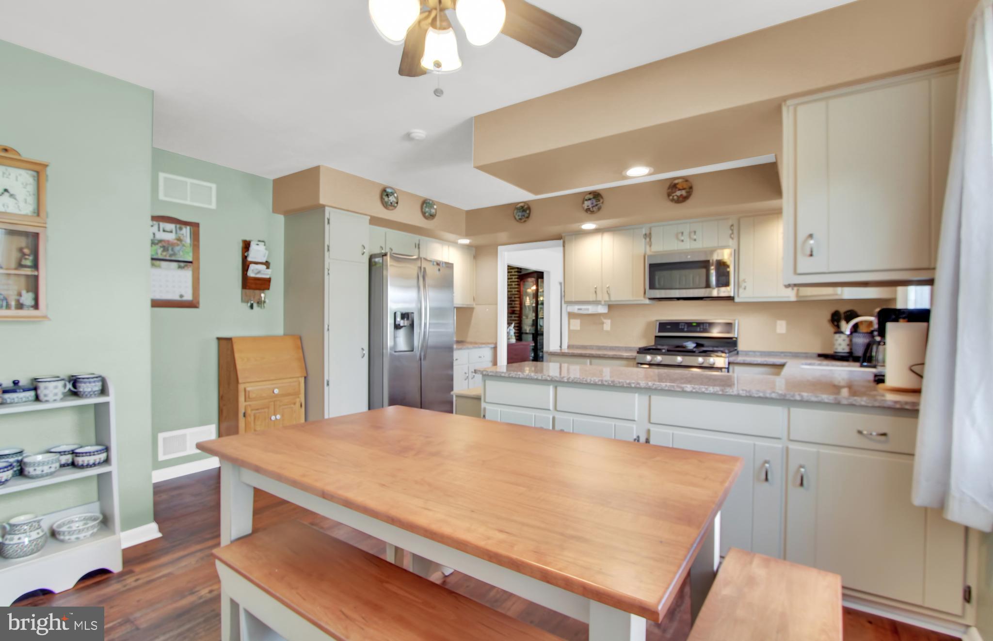 PENN OAKS - Residential