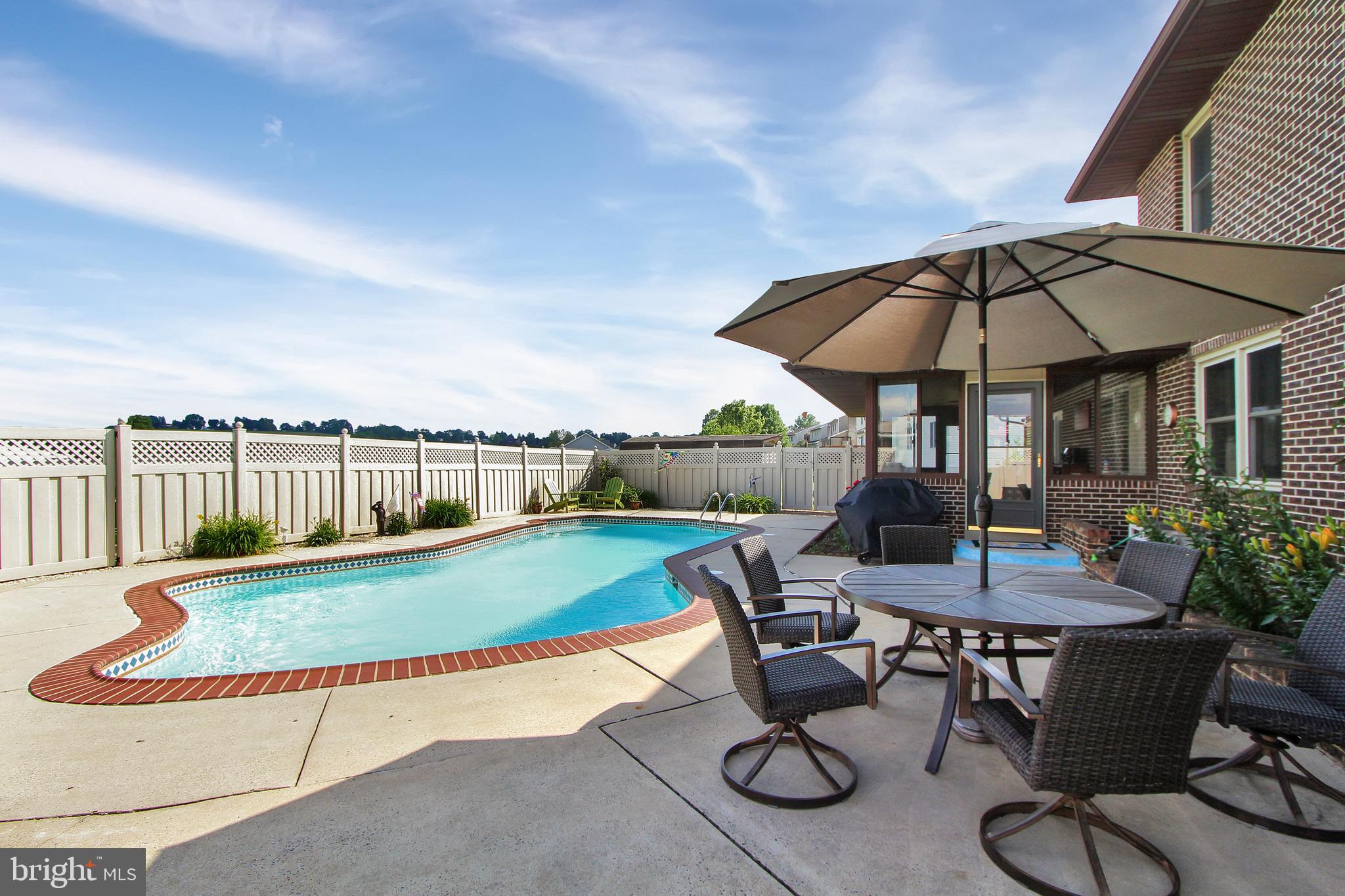 PENN OAKS - Residential