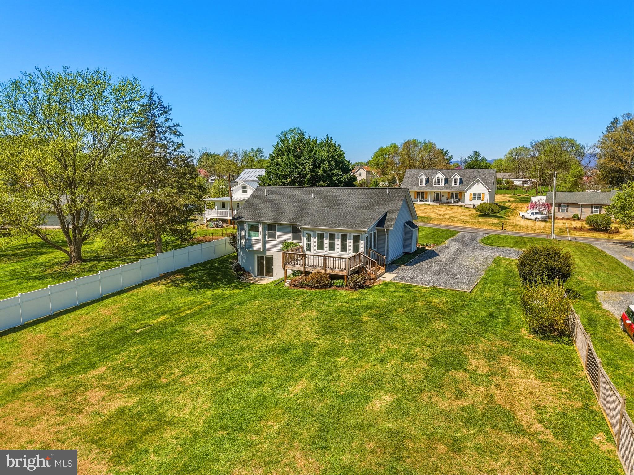 ELLENDELL - Residential