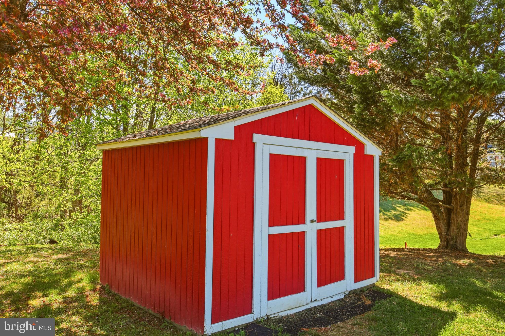 ELLENDELL - Residential