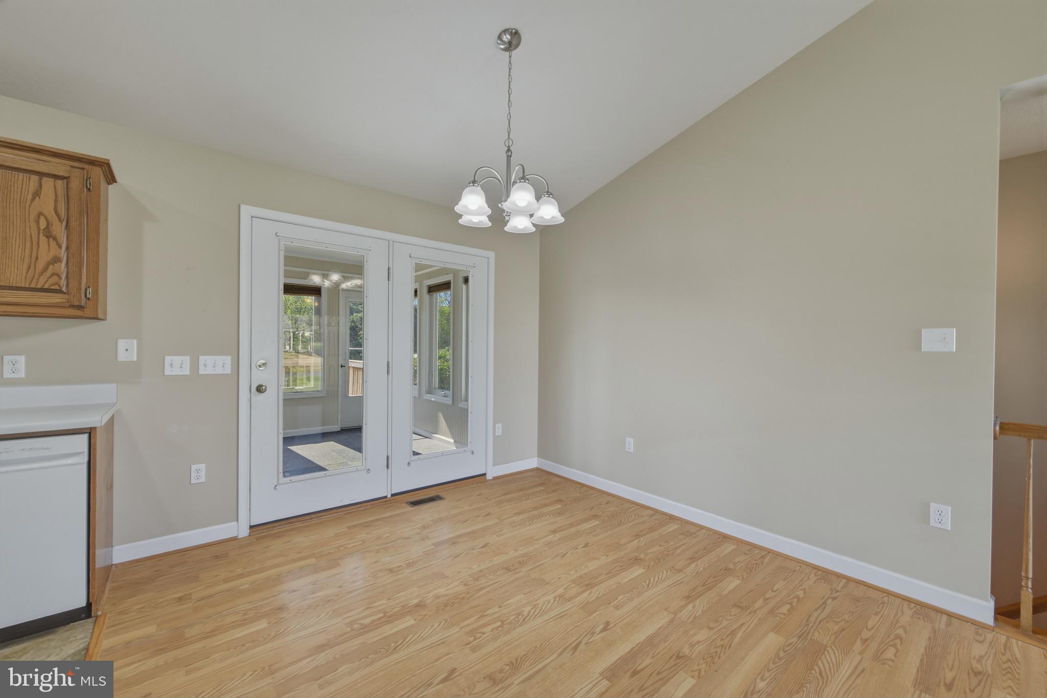 ELLENDELL - Residential