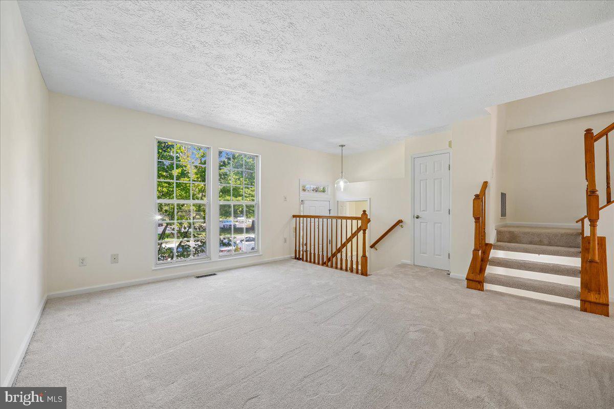 BALLENGER CREEK - Residential