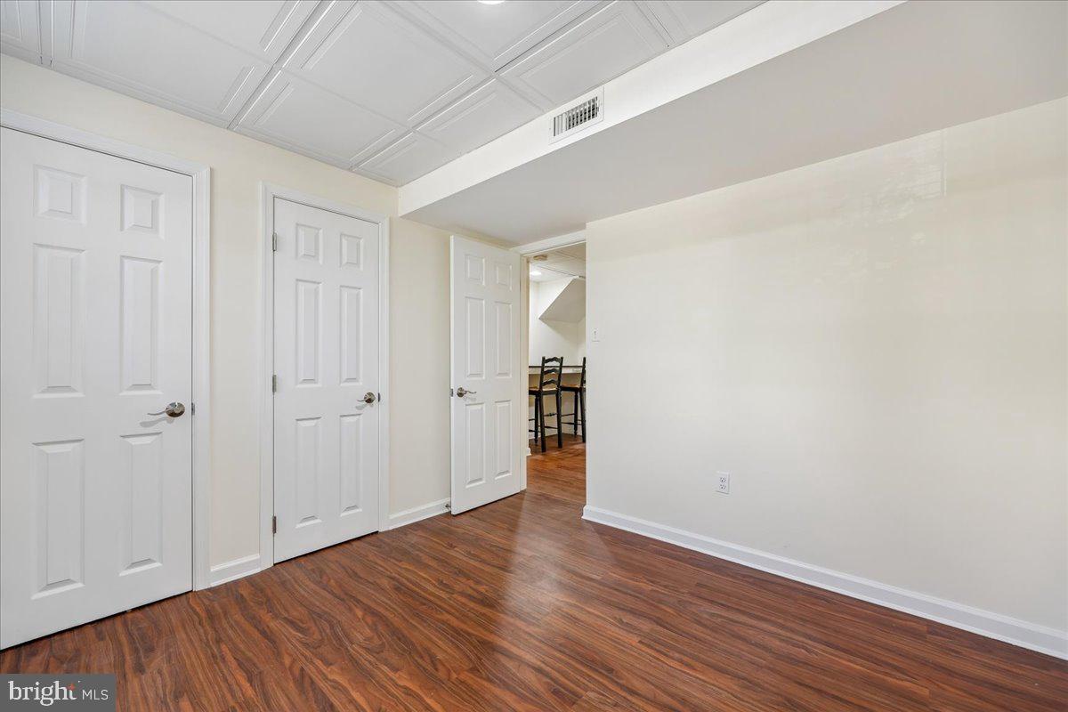 BALLENGER CREEK - Residential