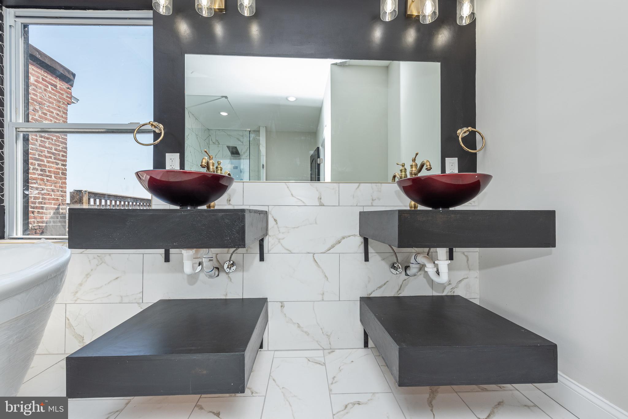 RESERVOIR HILL - Residential