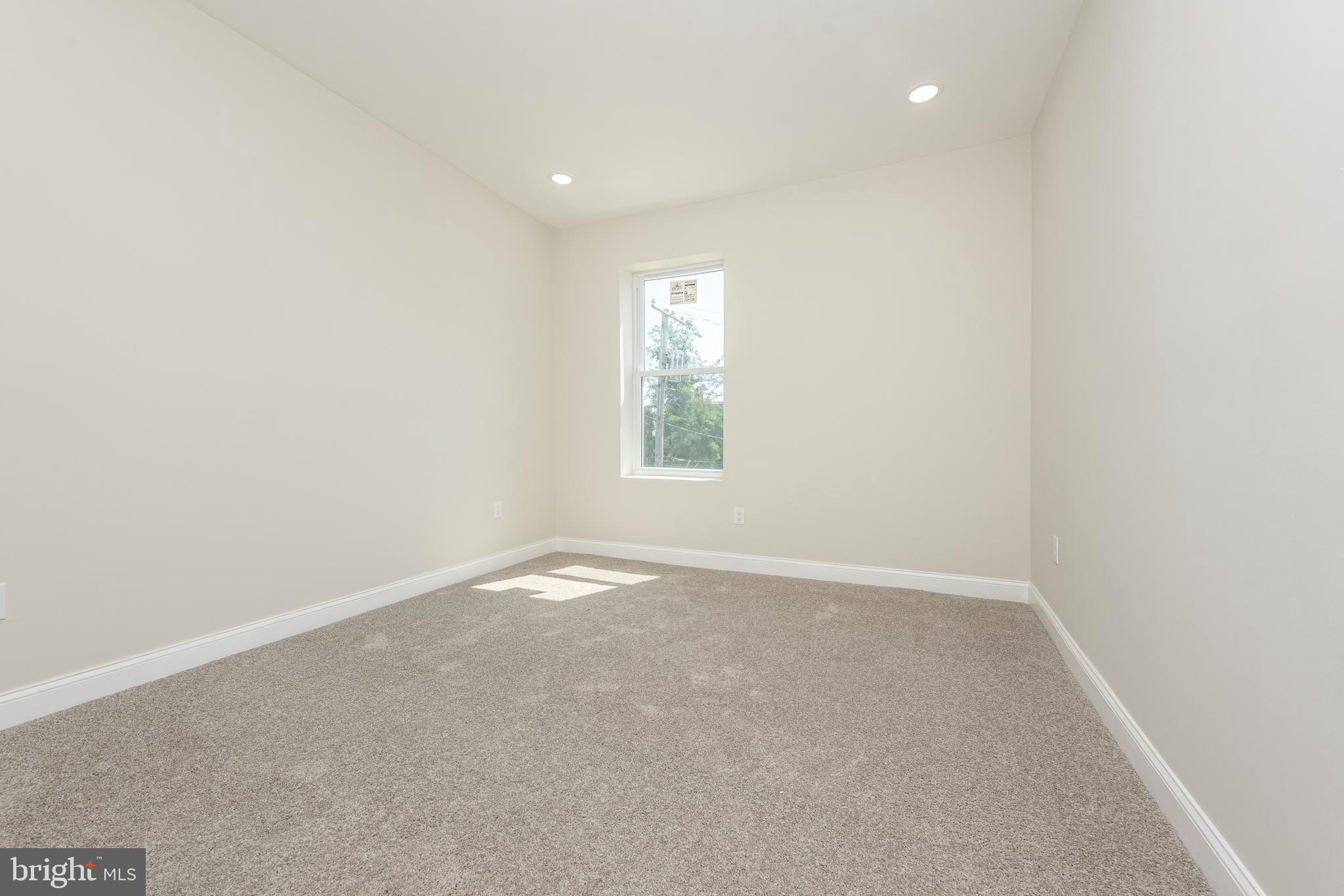 RESERVOIR HILL - Residential