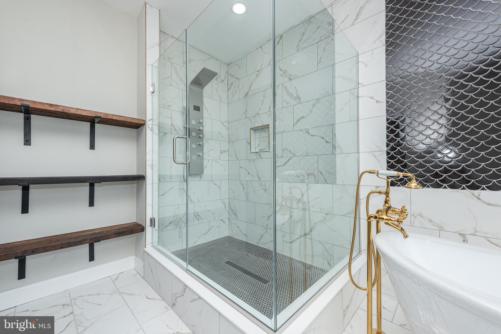 RESERVOIR HILL - Residential