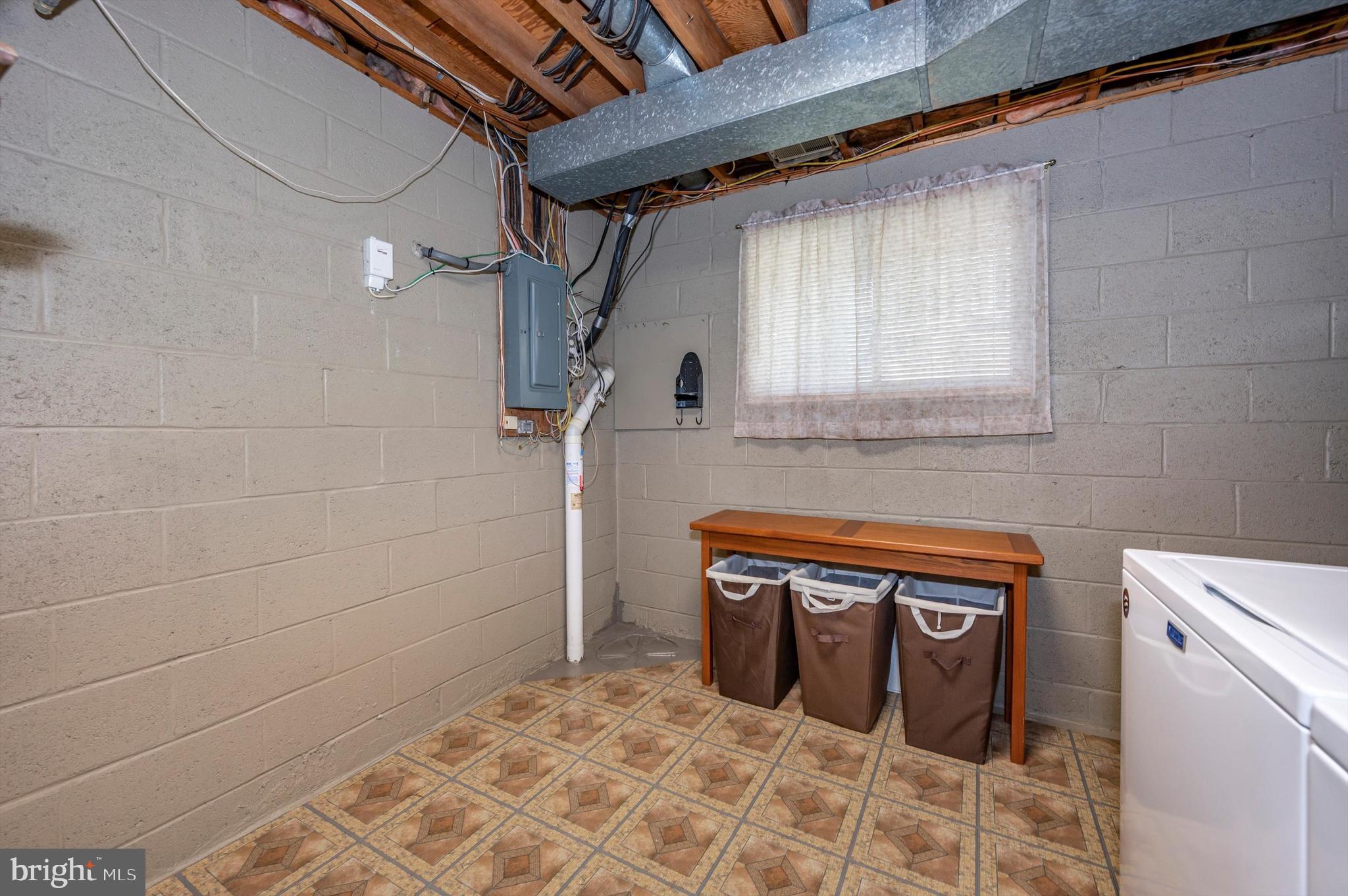 SWEEPSTAKES - Residential