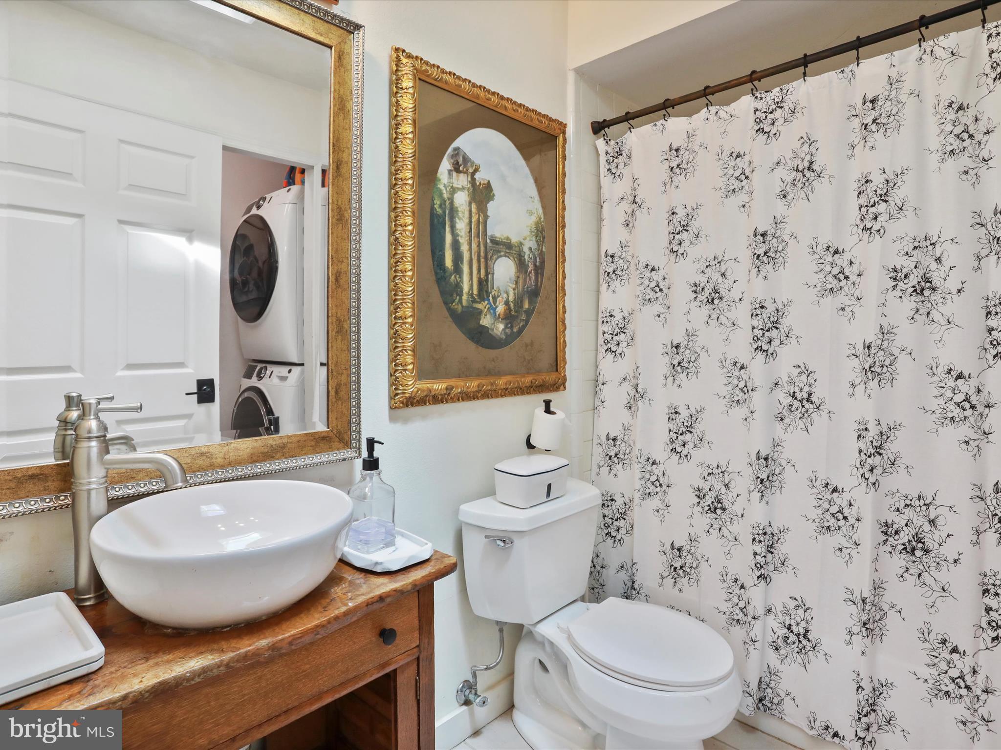 HIDDEN RIVER FARM - Residential