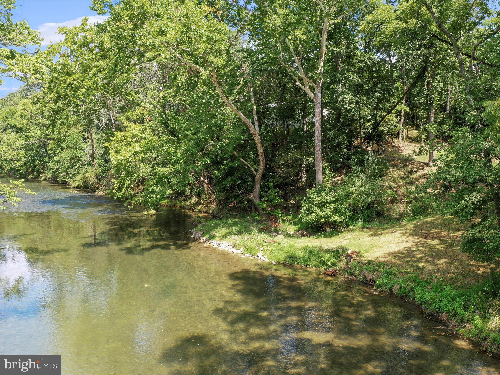 HIDDEN RIVER FARM - Residential