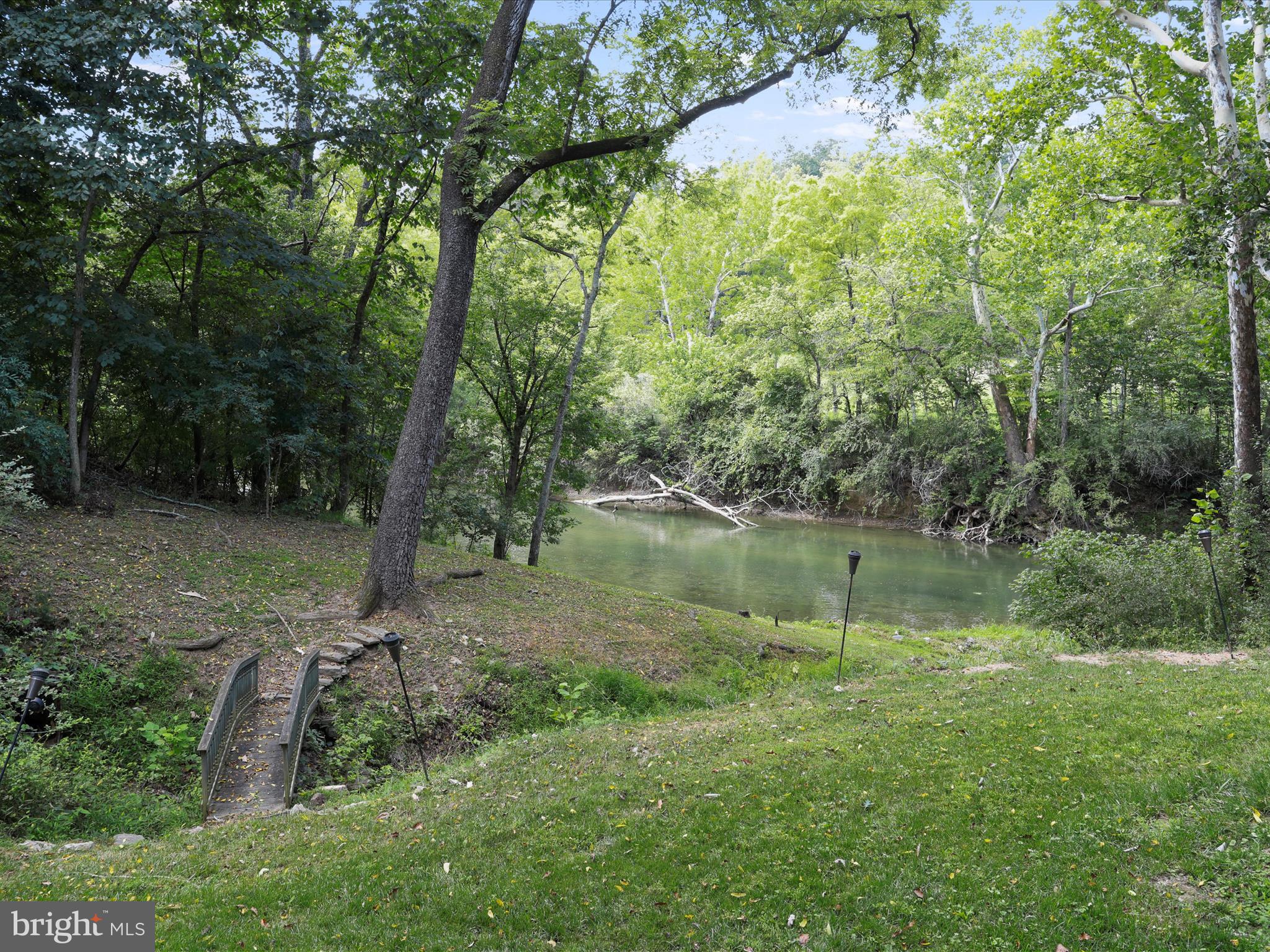 HIDDEN RIVER FARM - Residential