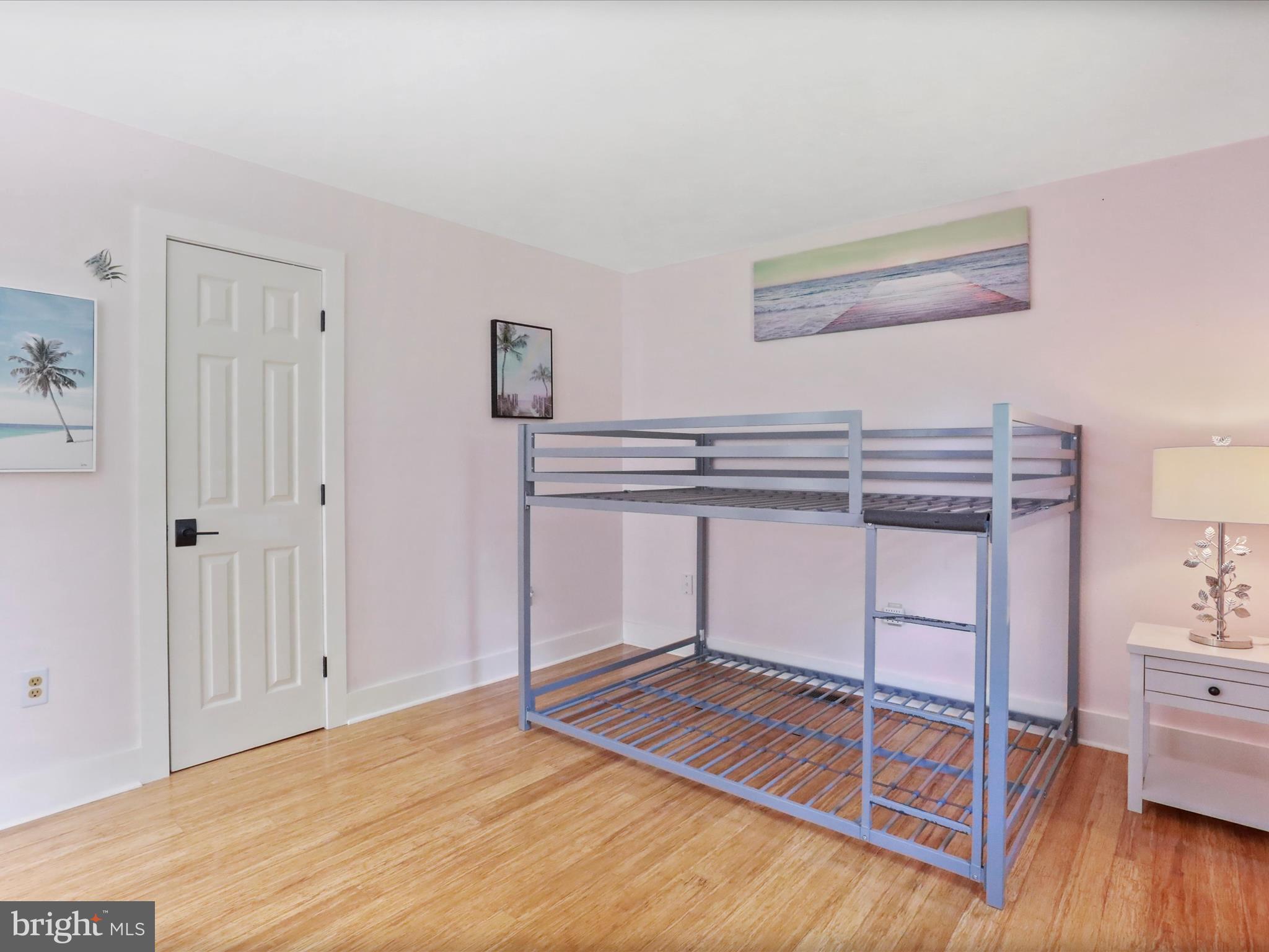 HIDDEN RIVER FARM - Residential